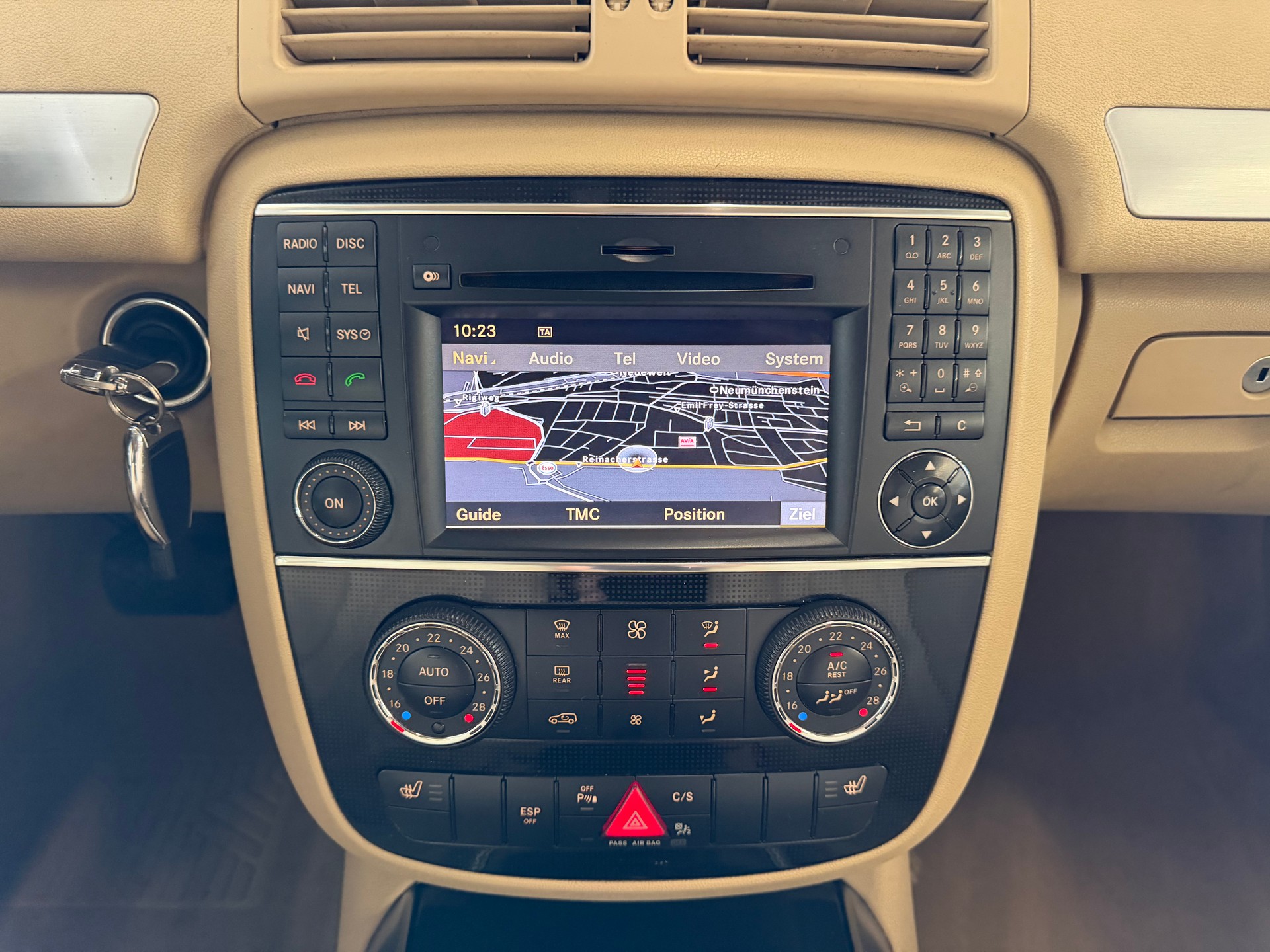 MERCEDES-BENZ R 300 (280) L 7G-Tronic-image-12