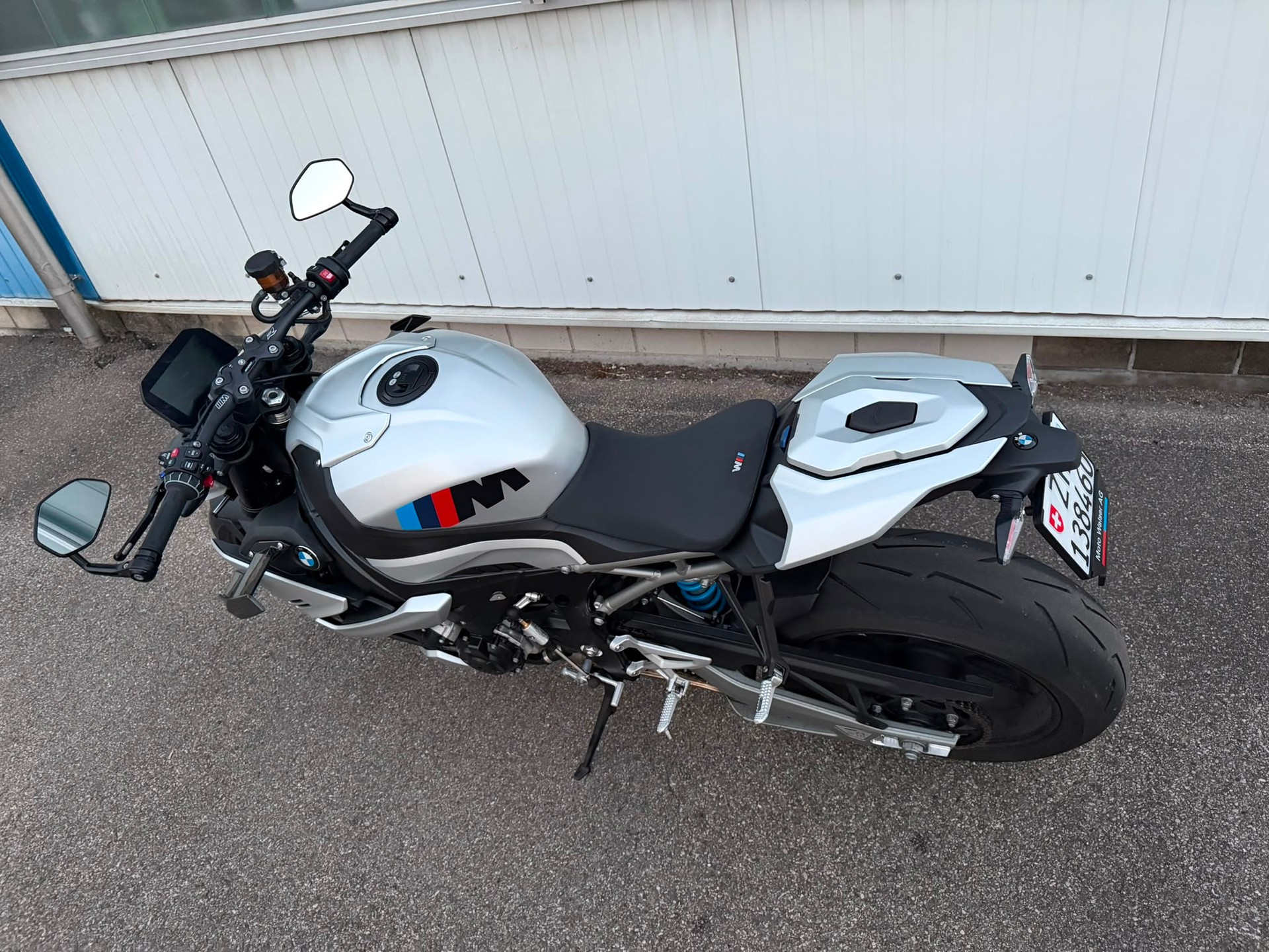 BMW M 1000 R-image-6
