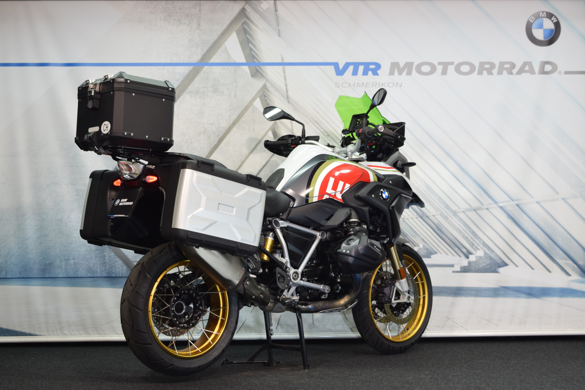 BMW R 1250 GS LUCKY STRIKE inkl. Seitenkoffer & Topcase-showroom-element-2