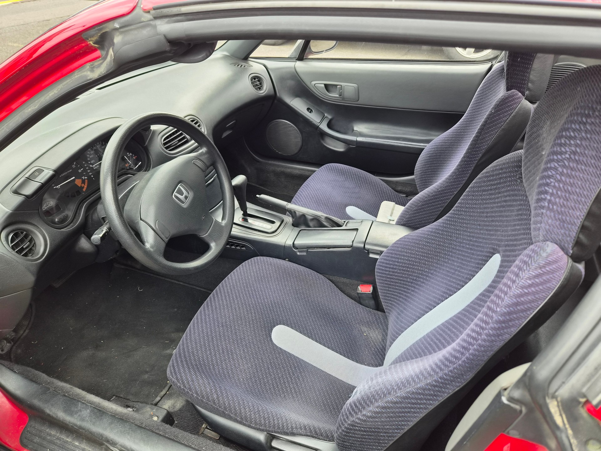 HONDA CRX 1.6i-16 V-TEC ESi-image-6