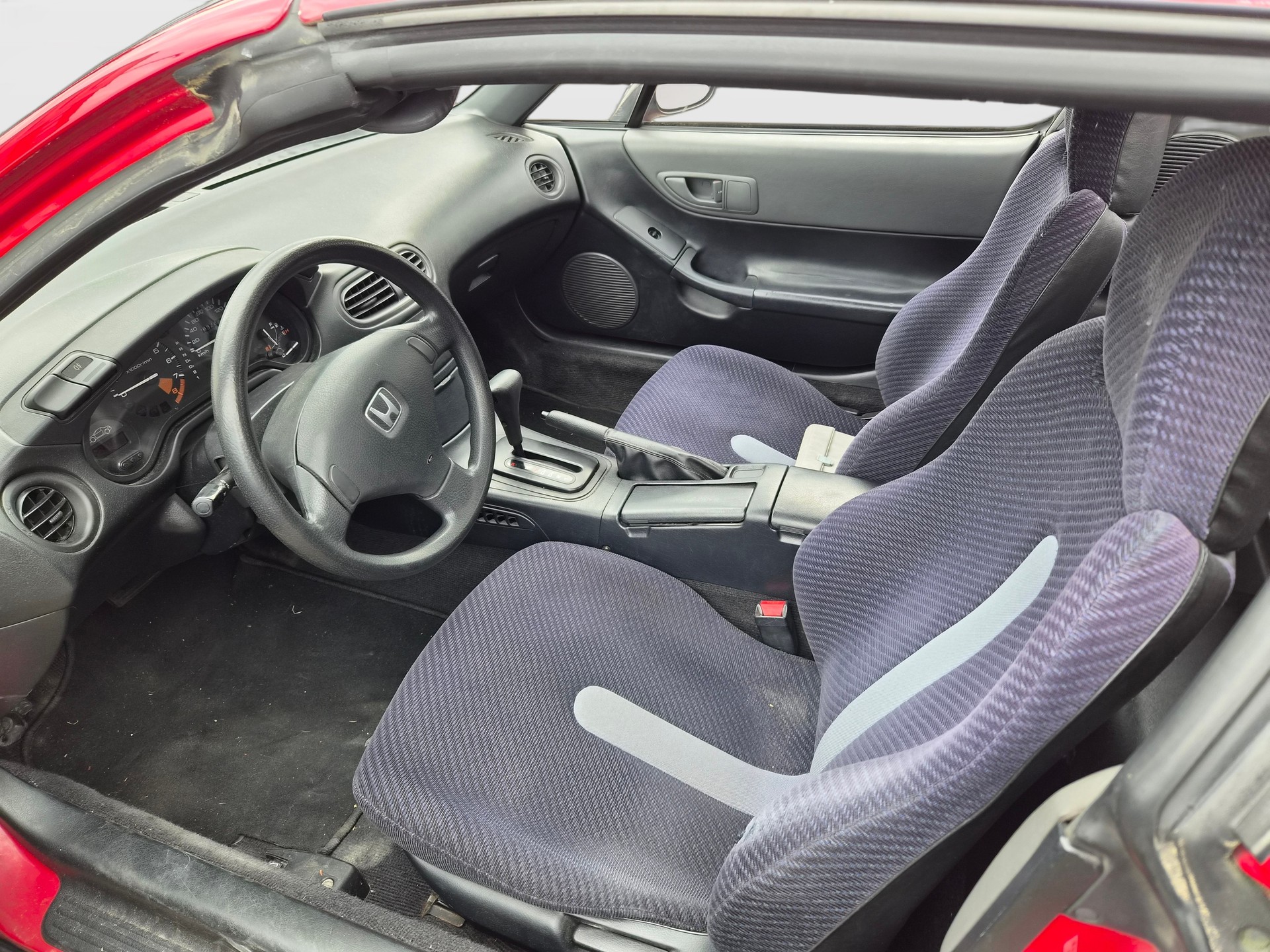 HONDA CRX 1.6i-16 V-TEC ESi-image-6