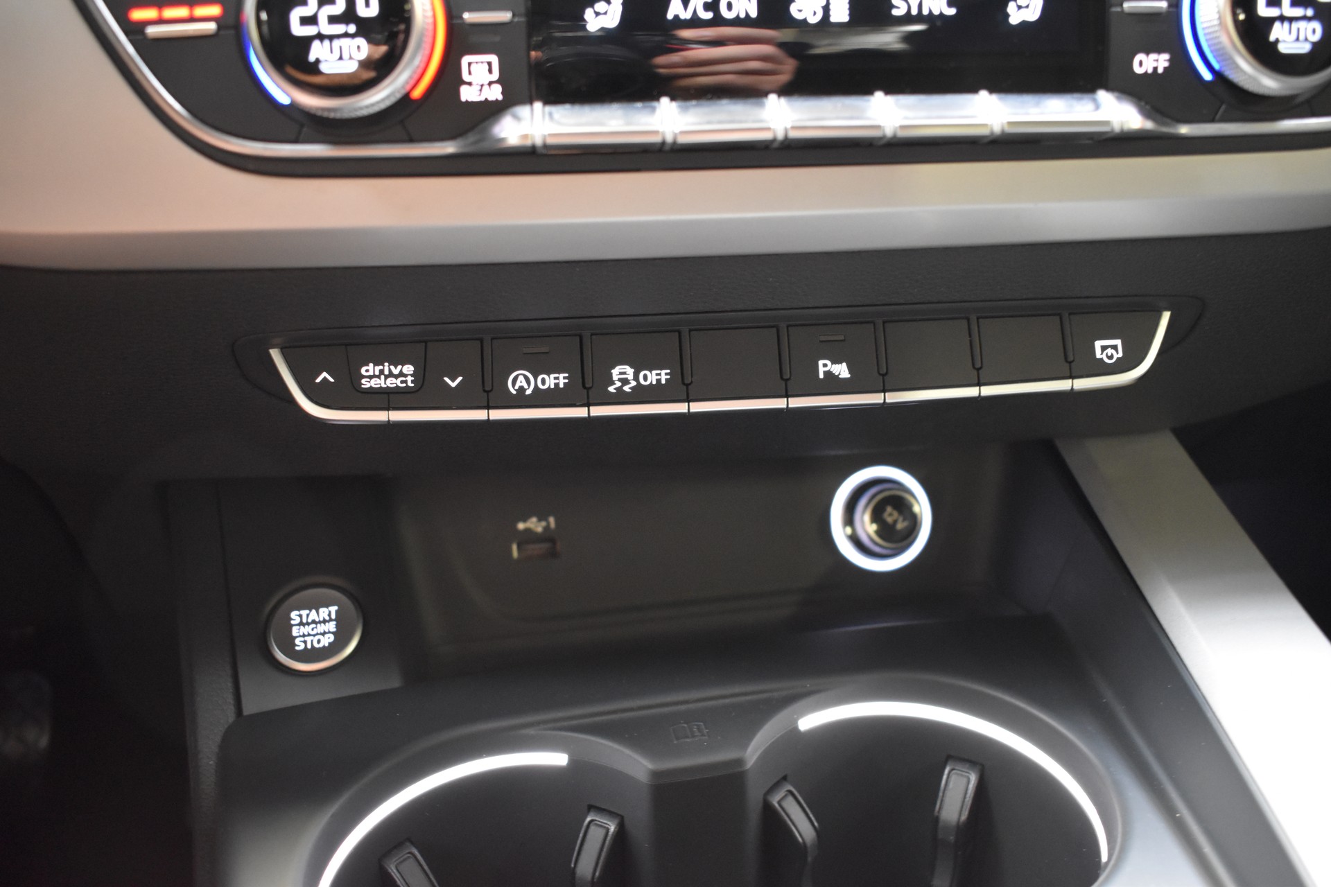AUDI A5 Sportback 40 TDI Sport quattro S-tronic - FaceLift Modell 2021 - 190PS-image-15