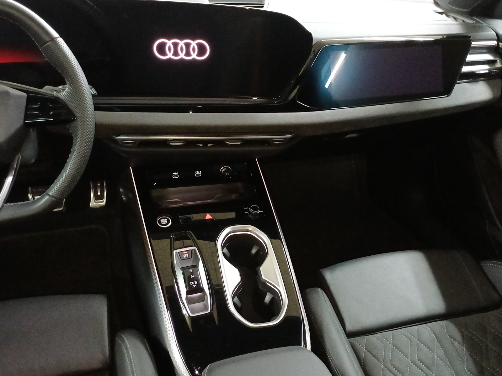 AUDI A6 Avant e-hybrid quattro 220 kW S tronic-image-10