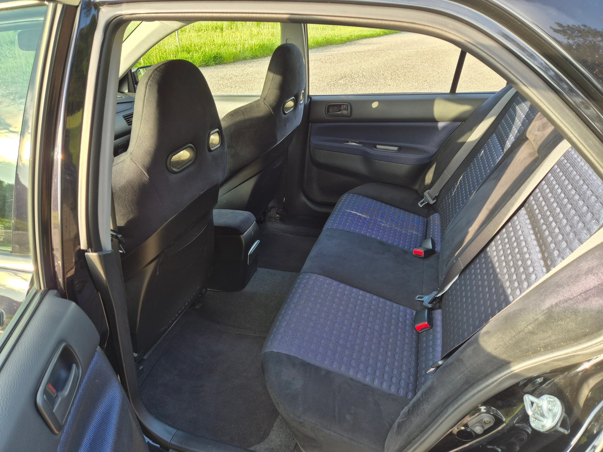 MITSUBISHI 2.0 T 16V EVO-VllI Sport-image-8