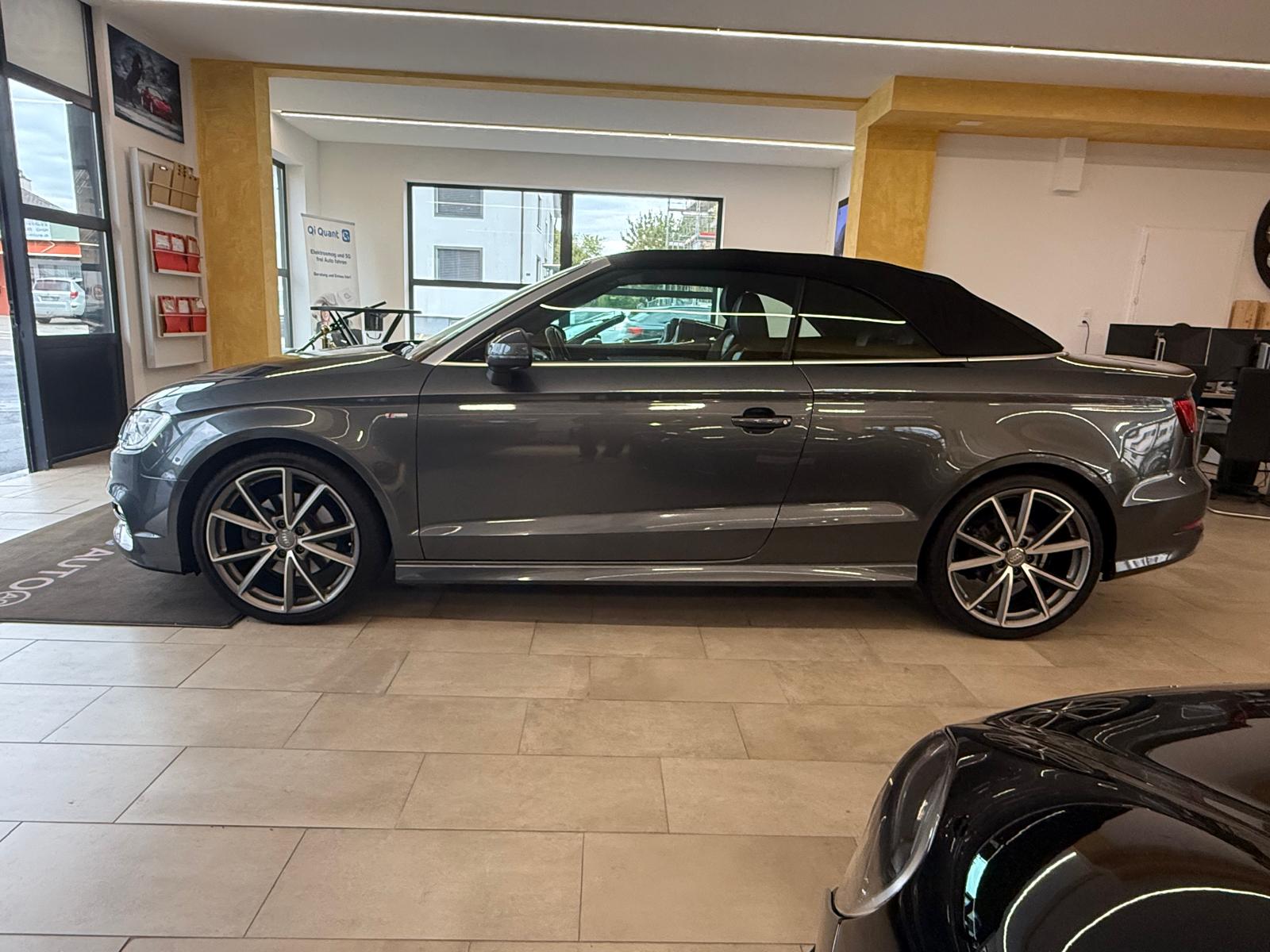 AUDI A3 Cabriolet 1.8 TFSI Ambition S-tronic-image-9