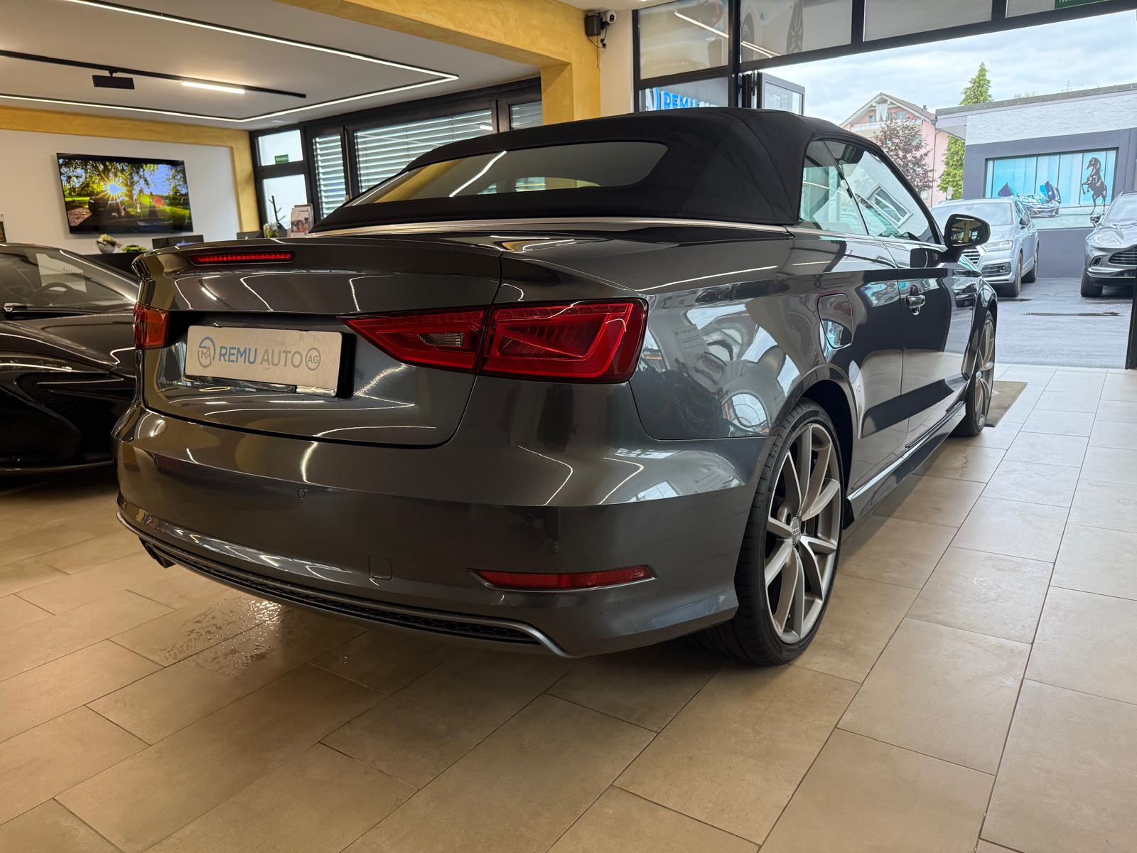 AUDI A3 Cabriolet 1.8 TFSI Ambition S-tronic-image-4