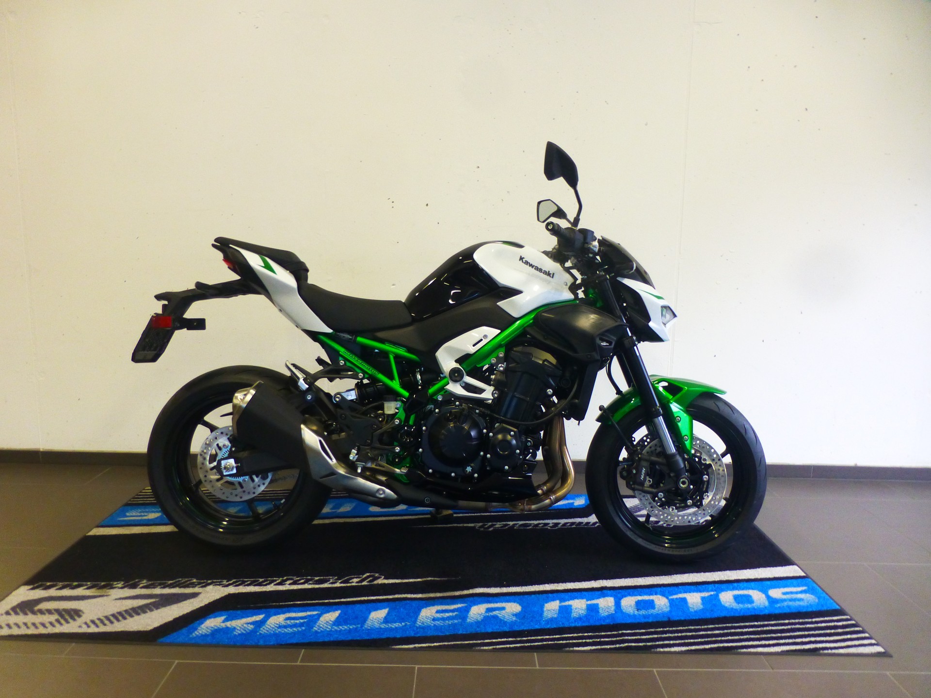 KAWASAKI Z 900 (35kW) MY 2027-image-0