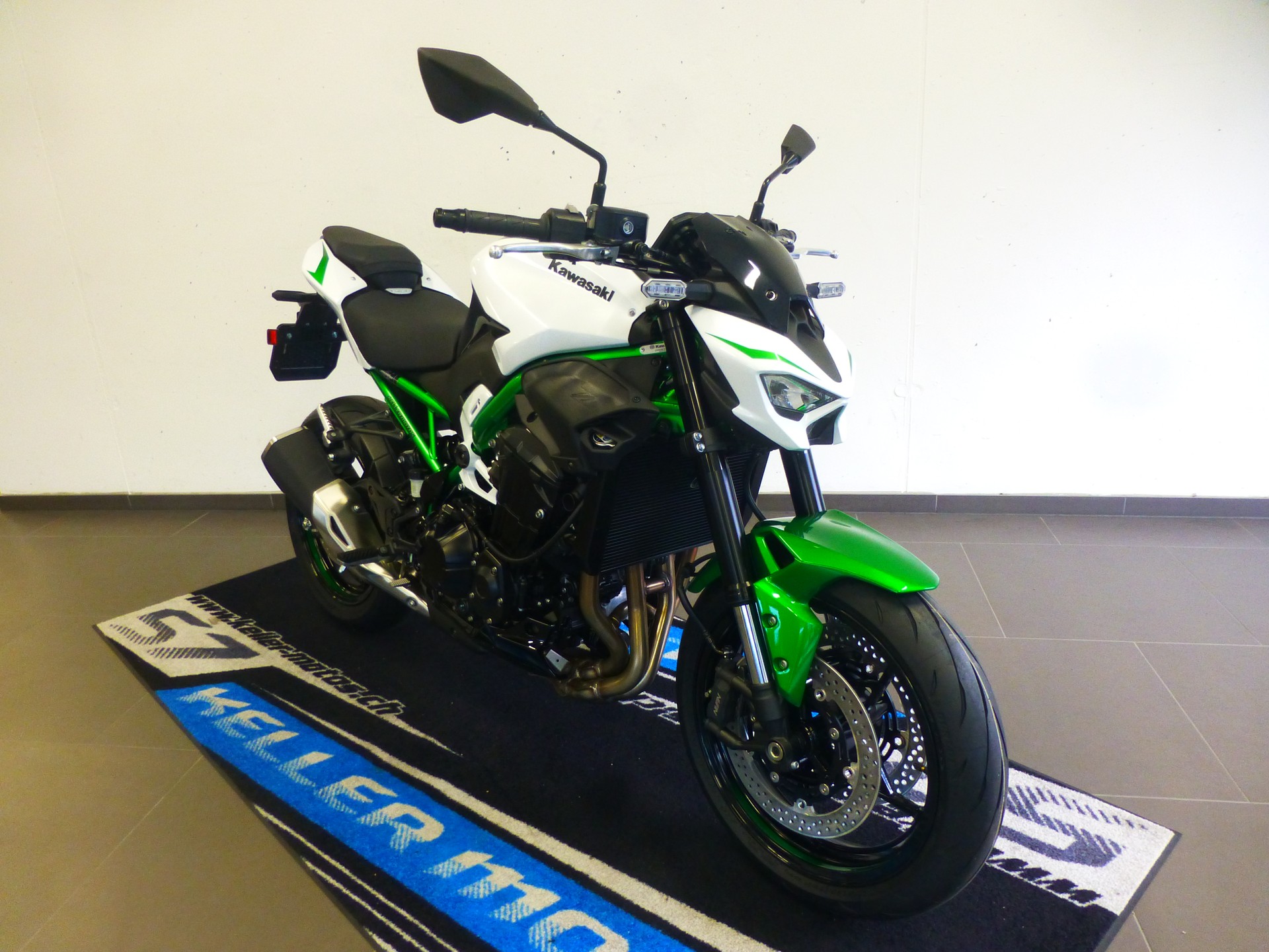 KAWASAKI Z 900 (35kW) MY 2027-image-4