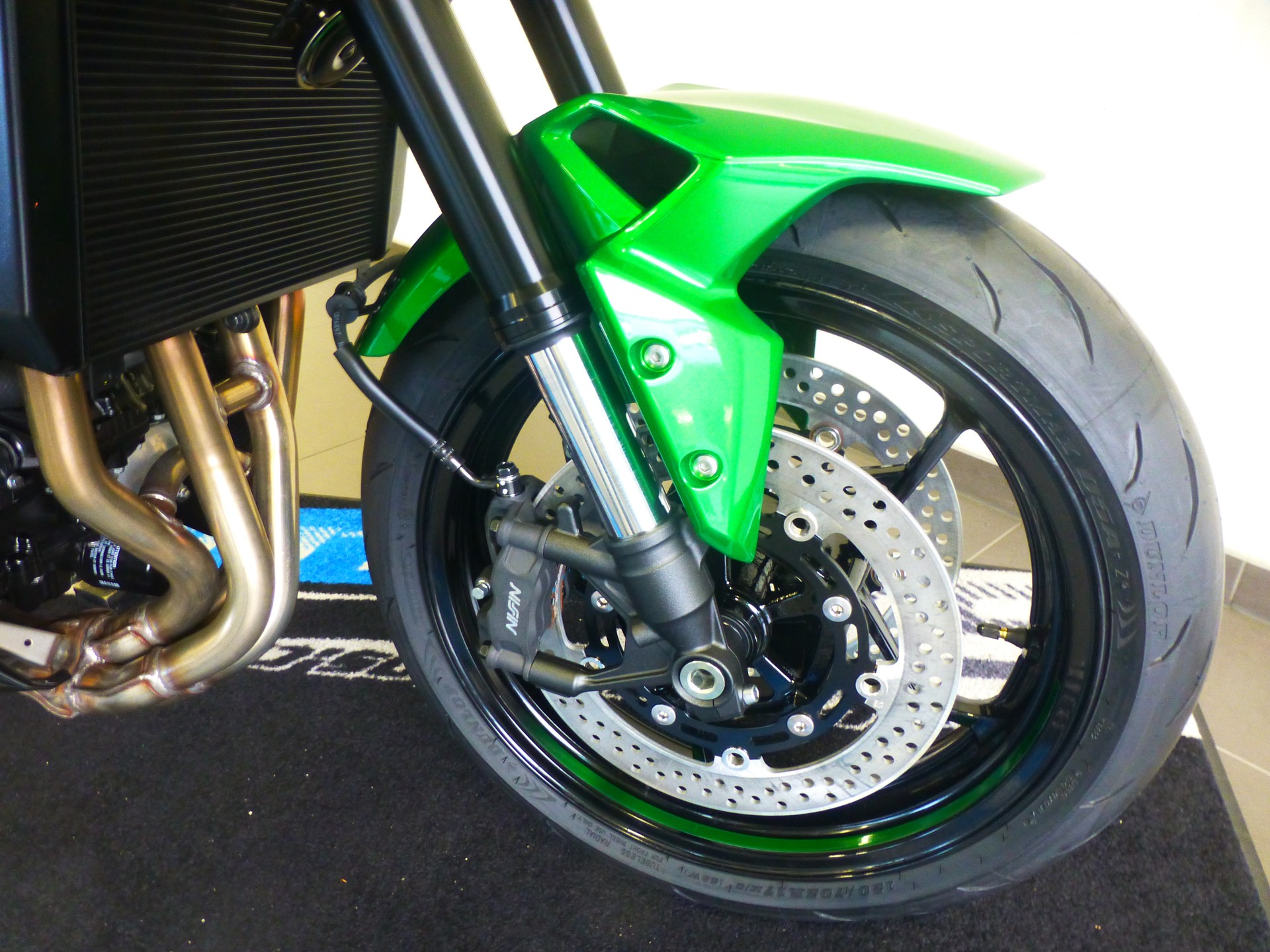KAWASAKI Z 900 (35kW) MY 2027-image-8