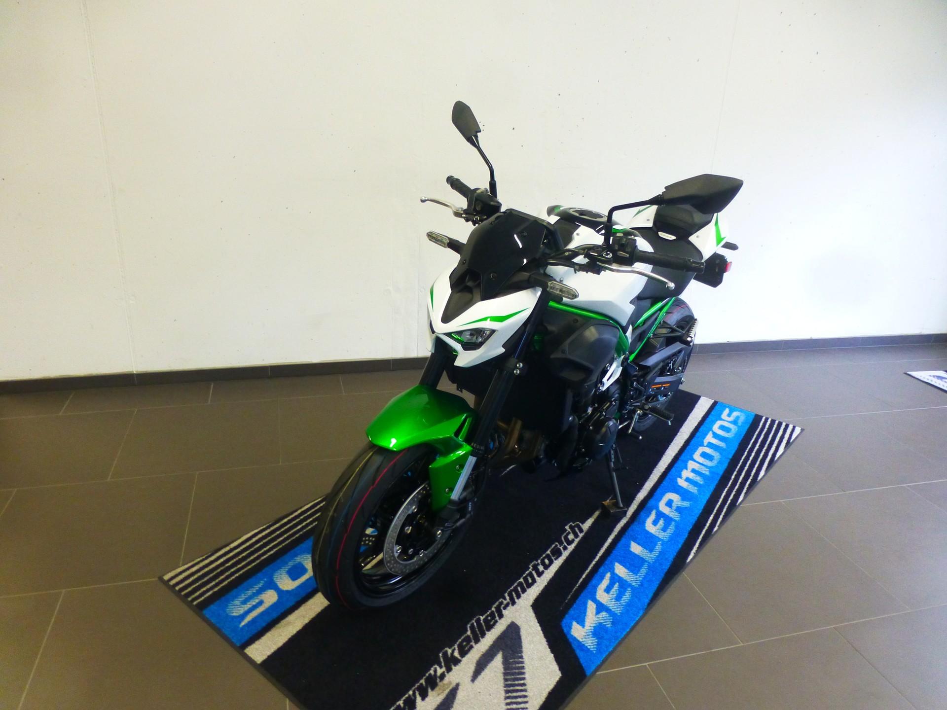 KAWASAKI Z 900 (35kW) MY 2027-image-12