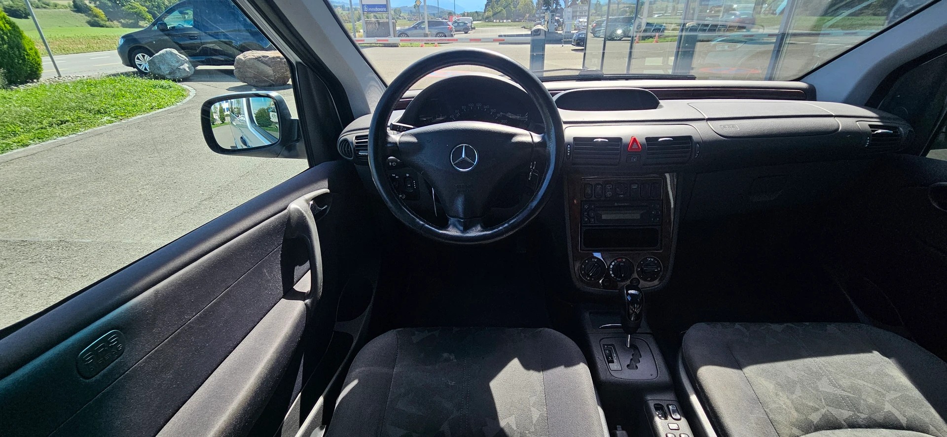 MERCEDES-BENZ Vaneo 1.9i Family-image-8