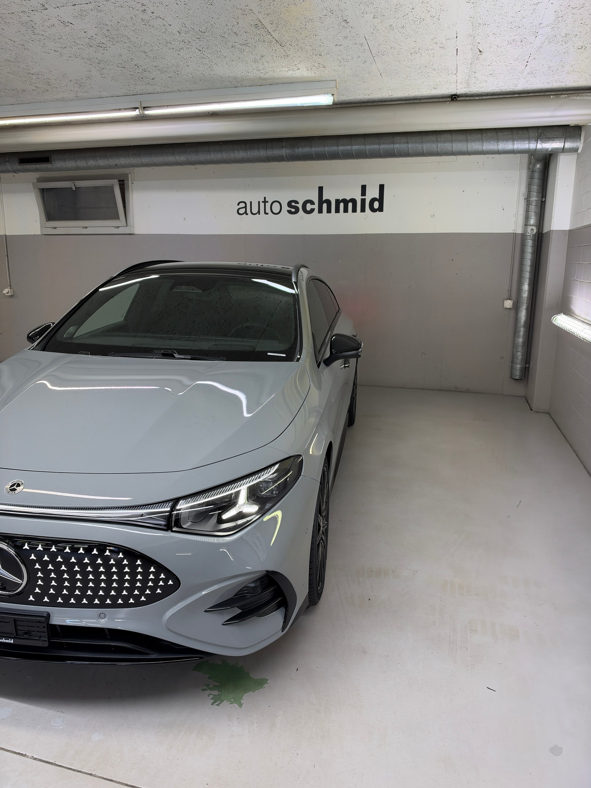 MERCEDES-BENZ CLA Shooting Brake 350 4Matic EQ-showroom-element-3