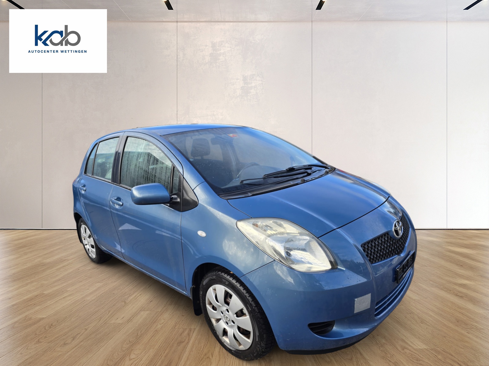 TOYOTA Yaris 1.3 Linea Luna-showroom-element-2