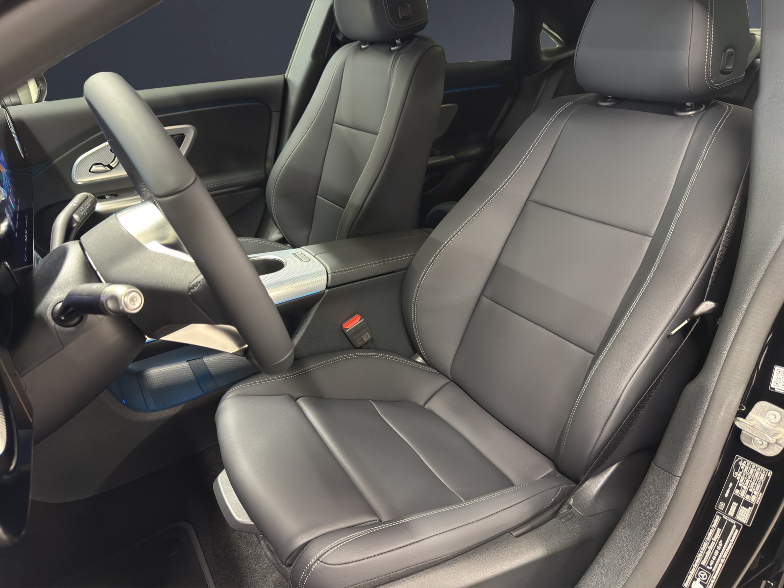 MERCEDES-BENZ CLA 250+ 85 kWh EQ-image-6