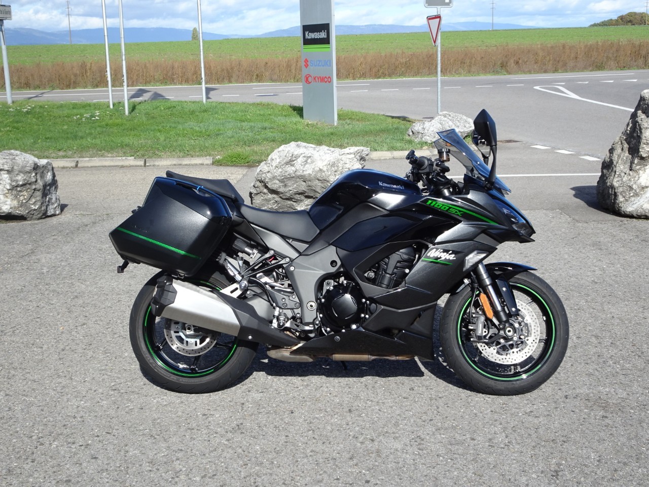 KAWASAKI Ninja 1100 SX Tourer-image-0