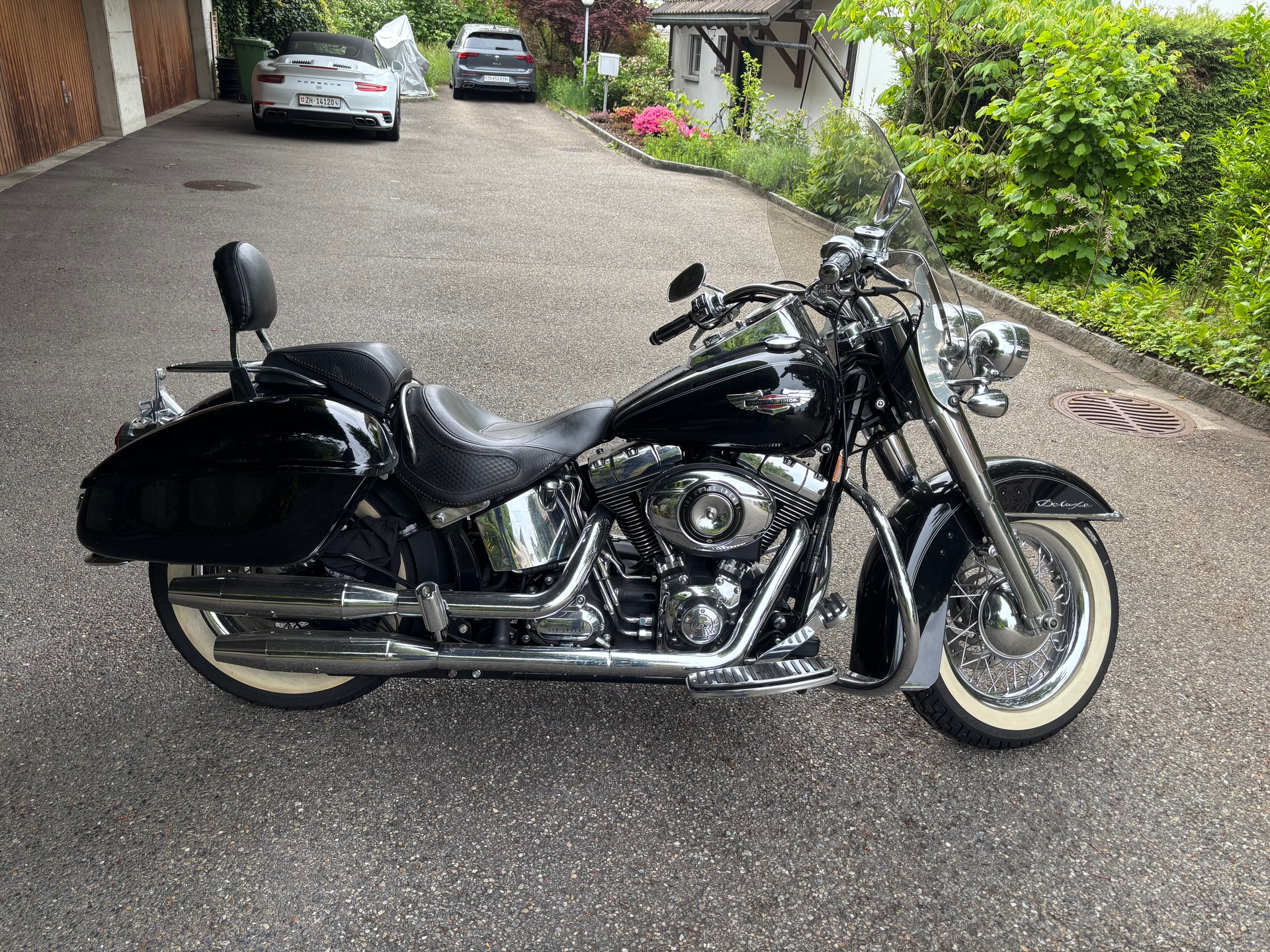 HARLEY-DAVIDSON FLSTN Softail Deluxe ABS-image-0