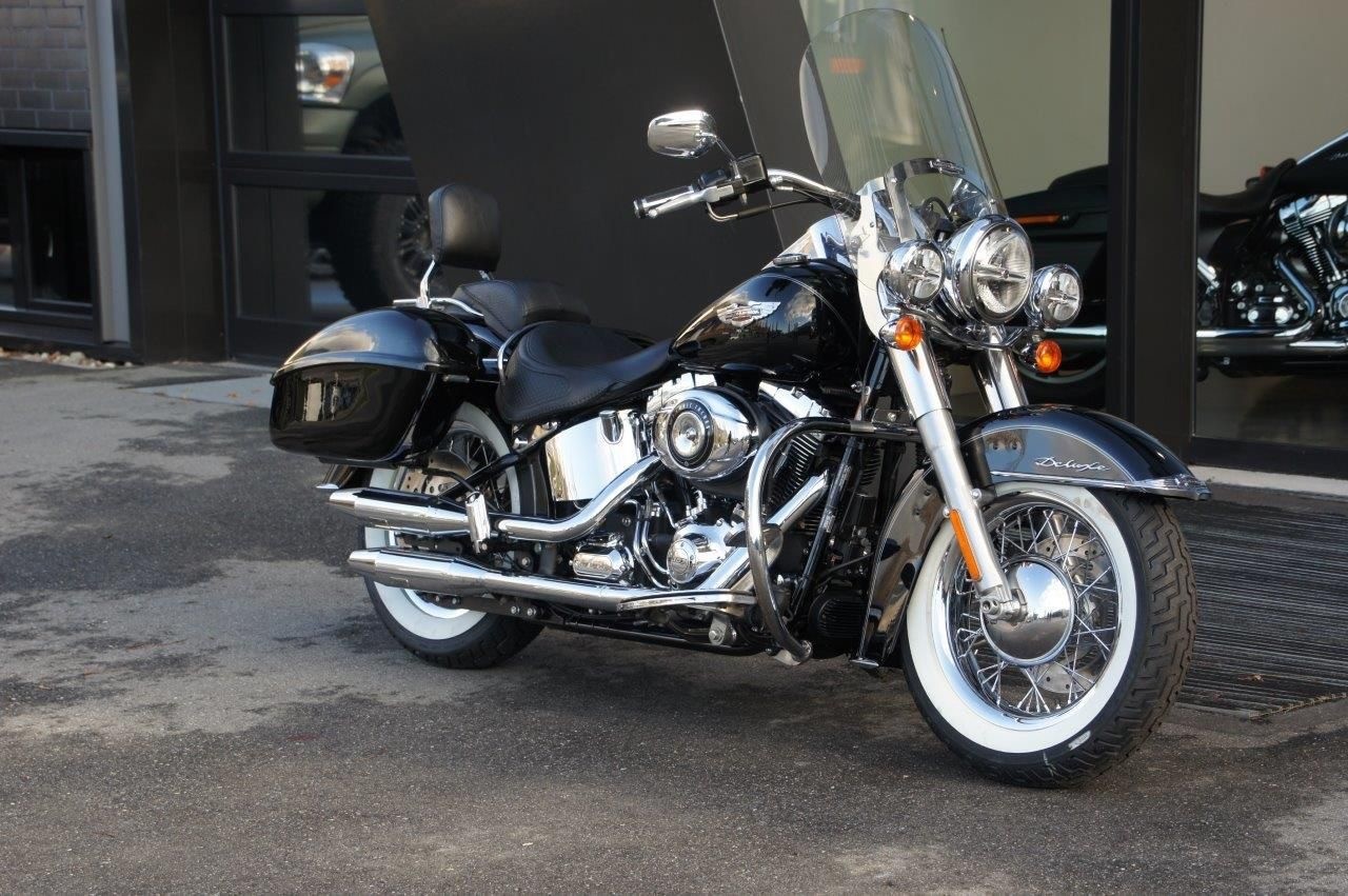 HARLEY-DAVIDSON FLSTN Softail Deluxe ABS-image-9