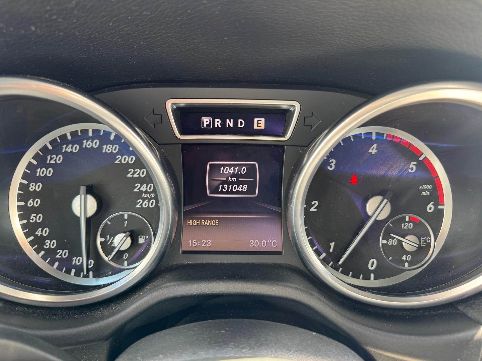 MERCEDES-BENZ G 350 BlueTEC 7G-Tronic-image-35