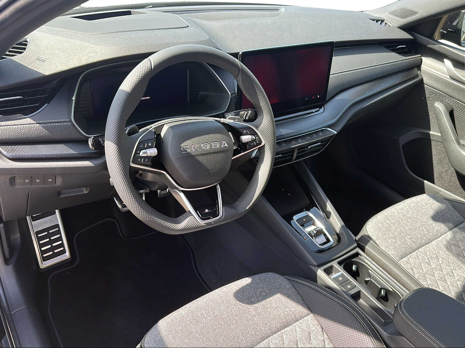 SKODA Octavia Combi 2.0 TSI DSG Sport Line 4x4-showroom-element-3