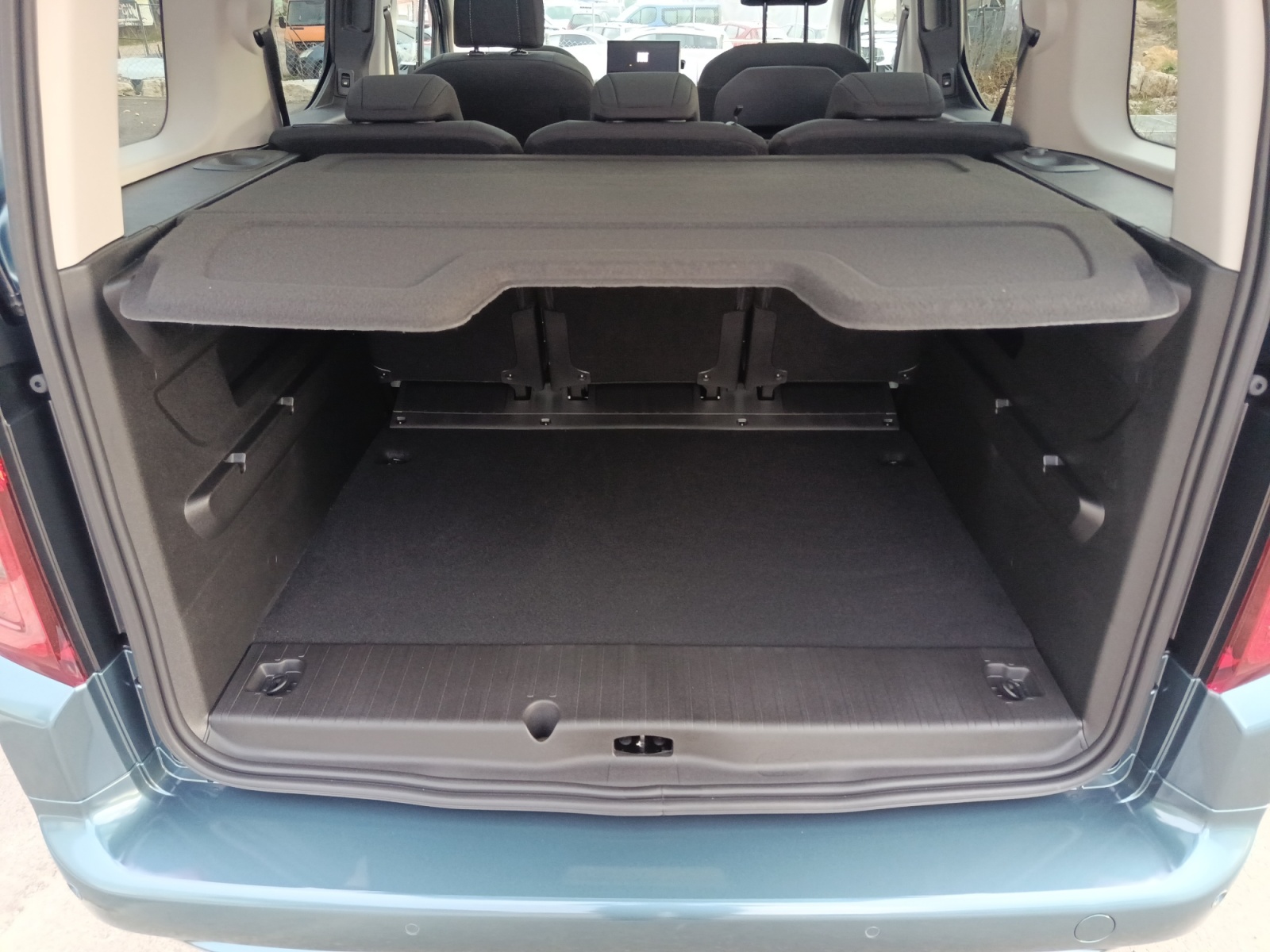 FIAT E-Doblò Elektro 100kW Lounge-image-7