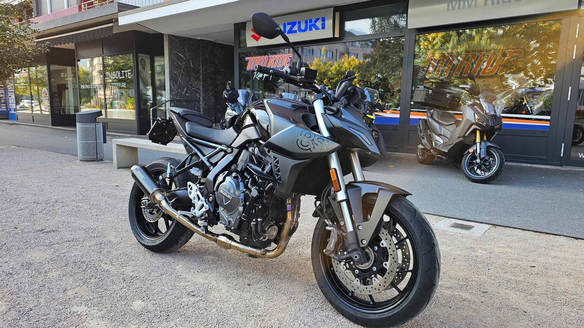 SUZUKI GSX 8 S (35kW)-image-0