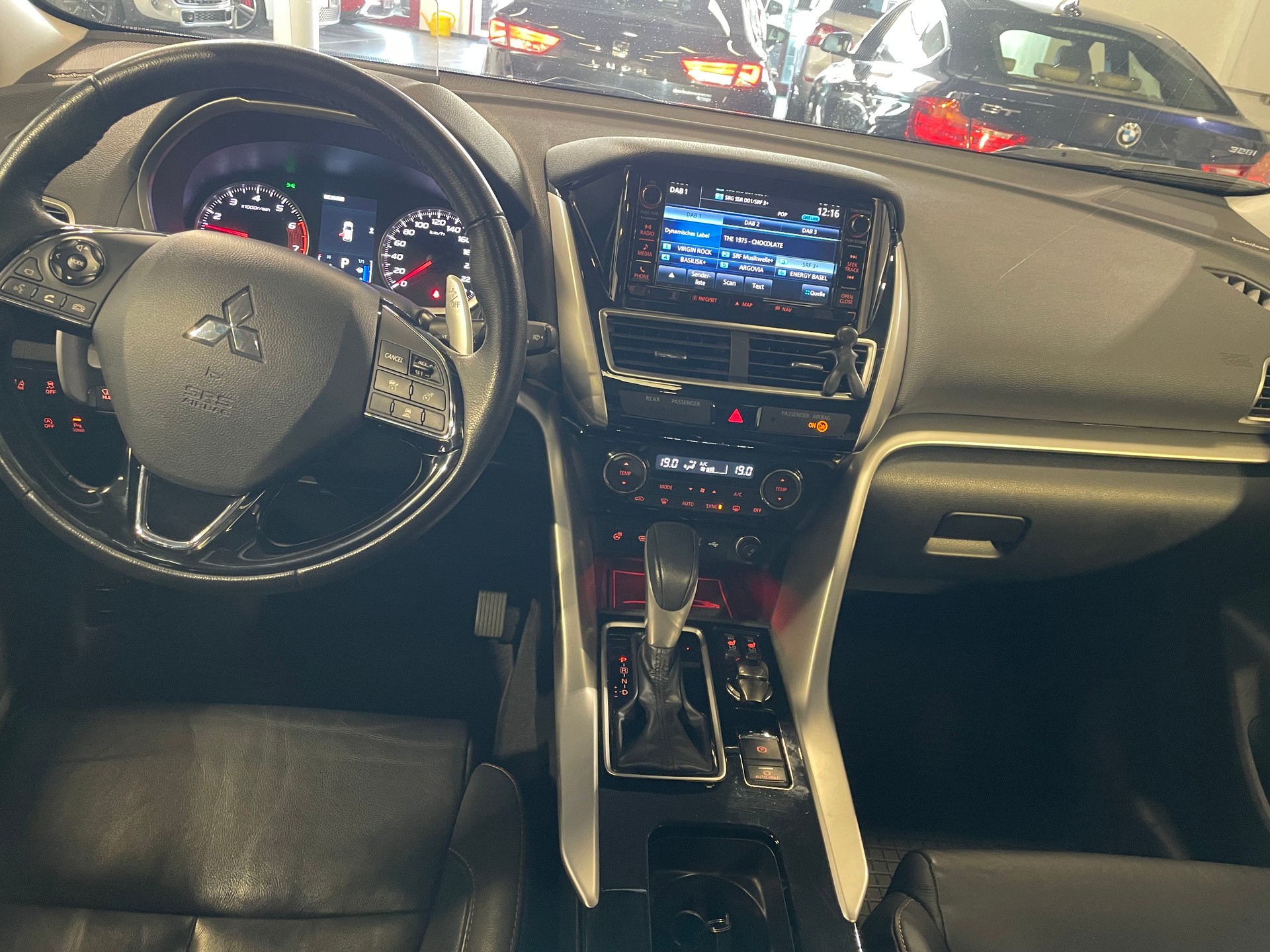MITSUBISHI Eclipse Cross 1.5 T-Mivec Diamond 4WD CVT-image-10