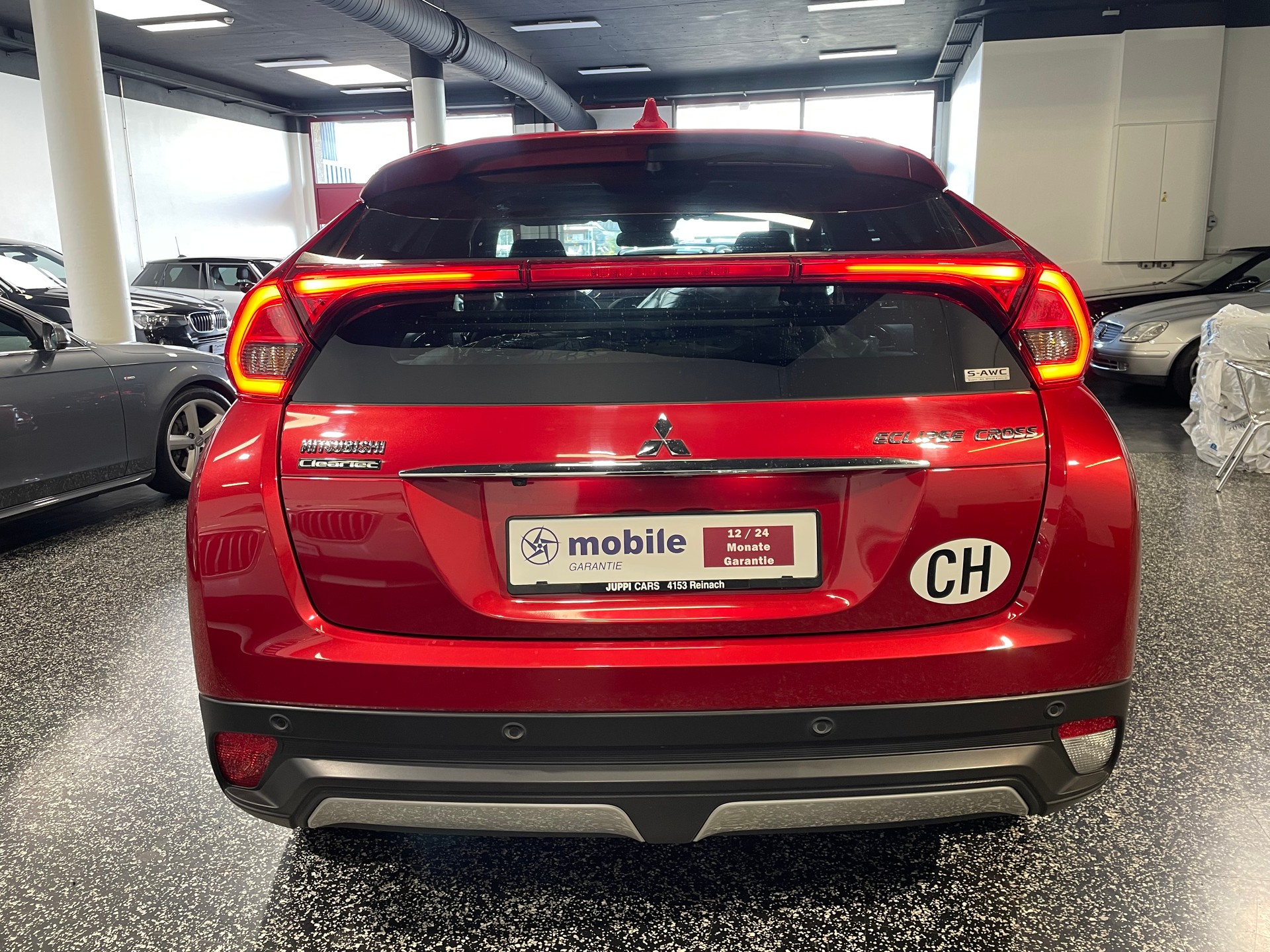 MITSUBISHI Eclipse Cross 1.5 T-Mivec Diamond 4WD CVT-showroom-element-3