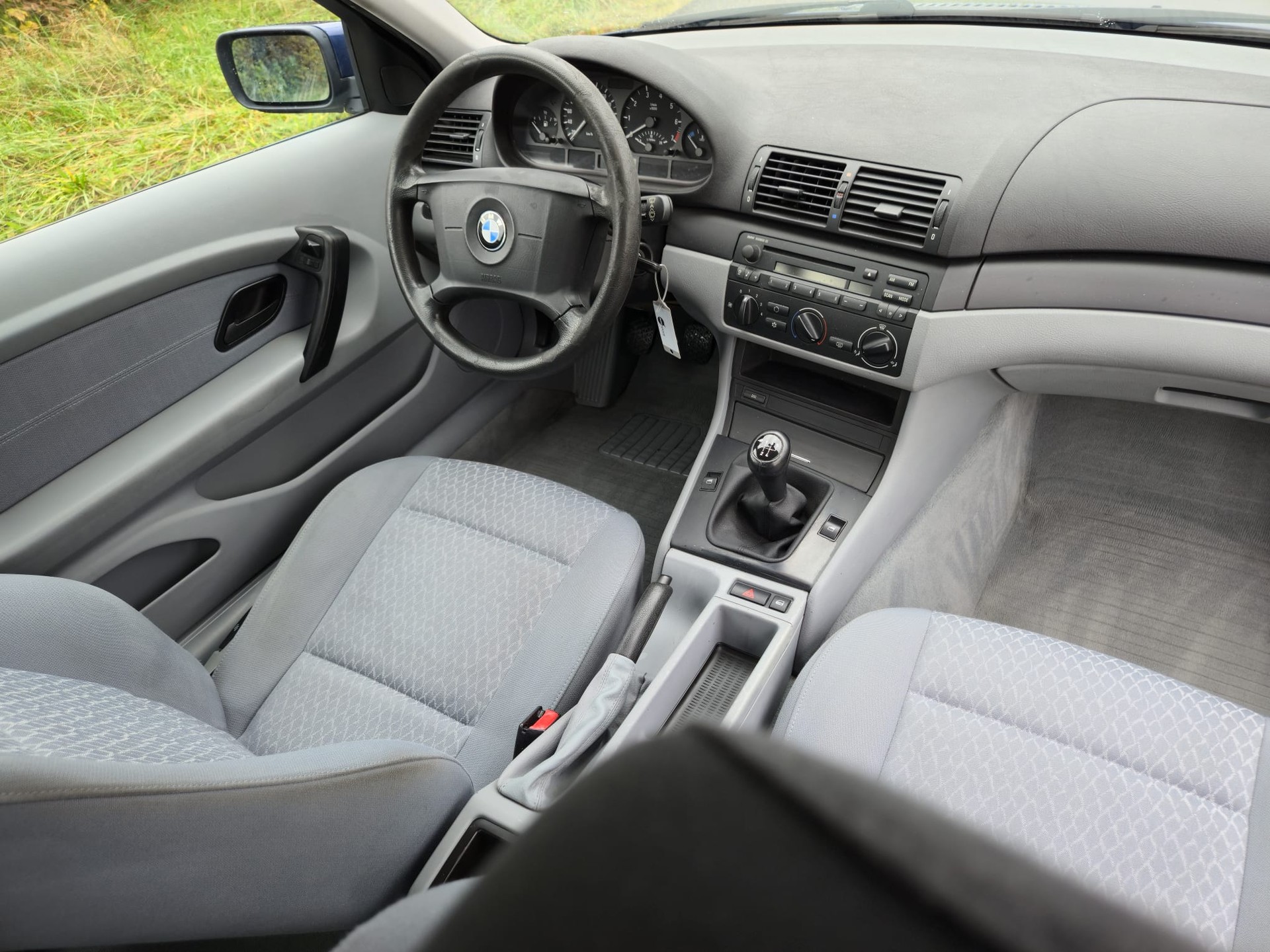 BMW 316ti Compact-image-9