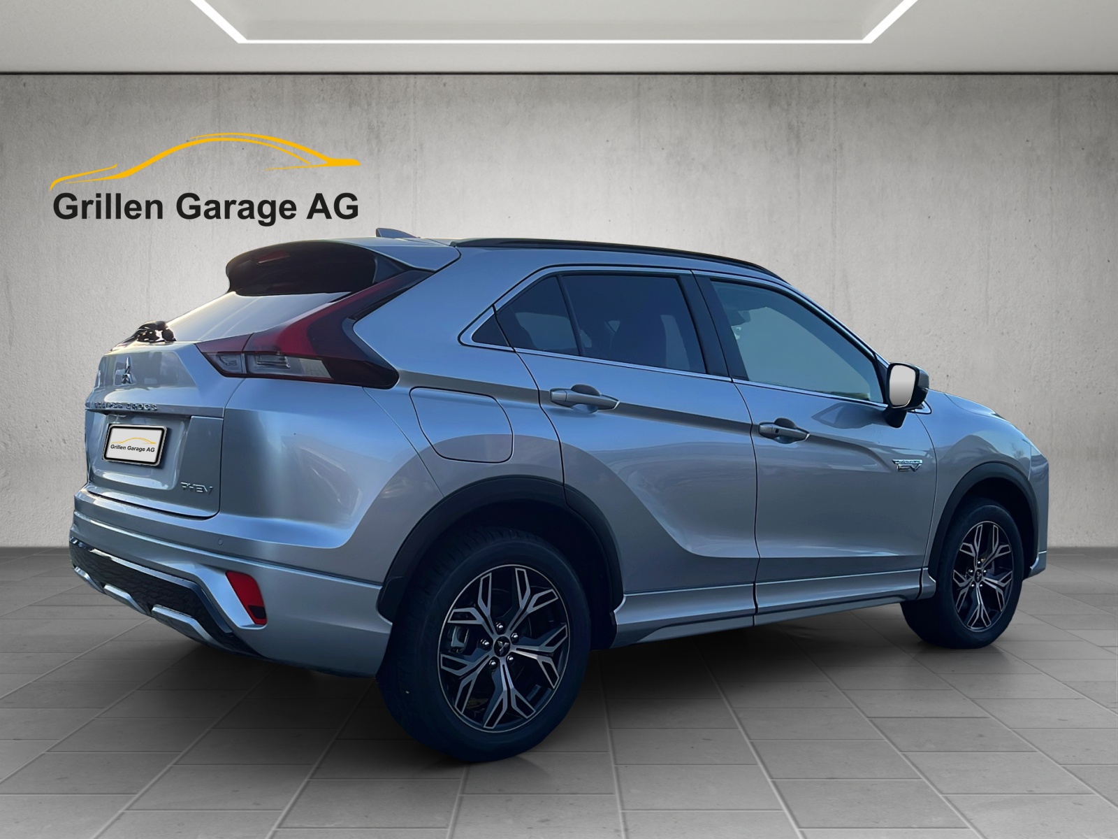 MITSUBISHI Eclipse Cross 2.4 PHEV Instyle 4x4-image-4