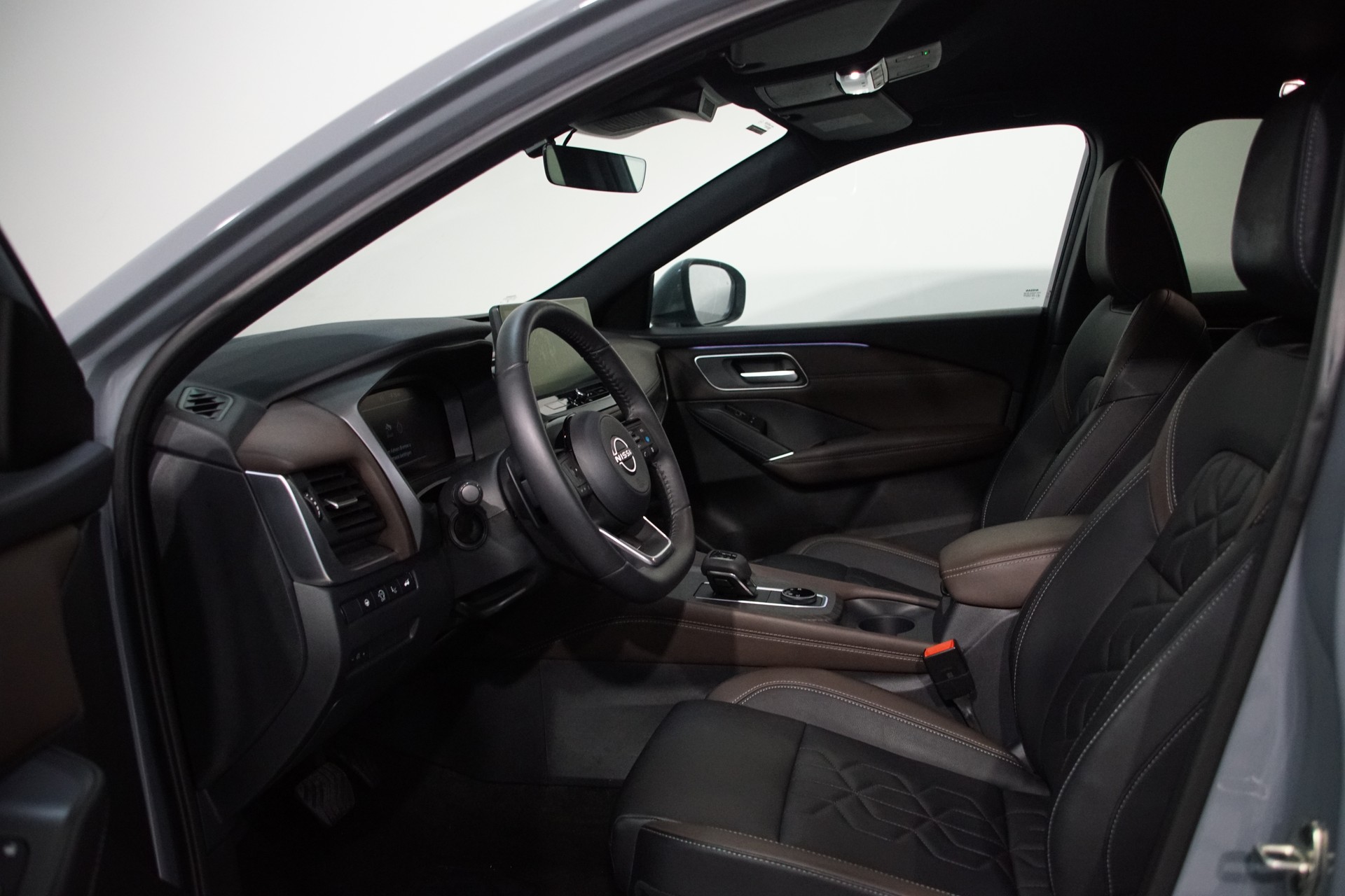 NISSAN Qashqai 1.3 DIG-T MHEV Tekna Xtronic 4x4-image-9