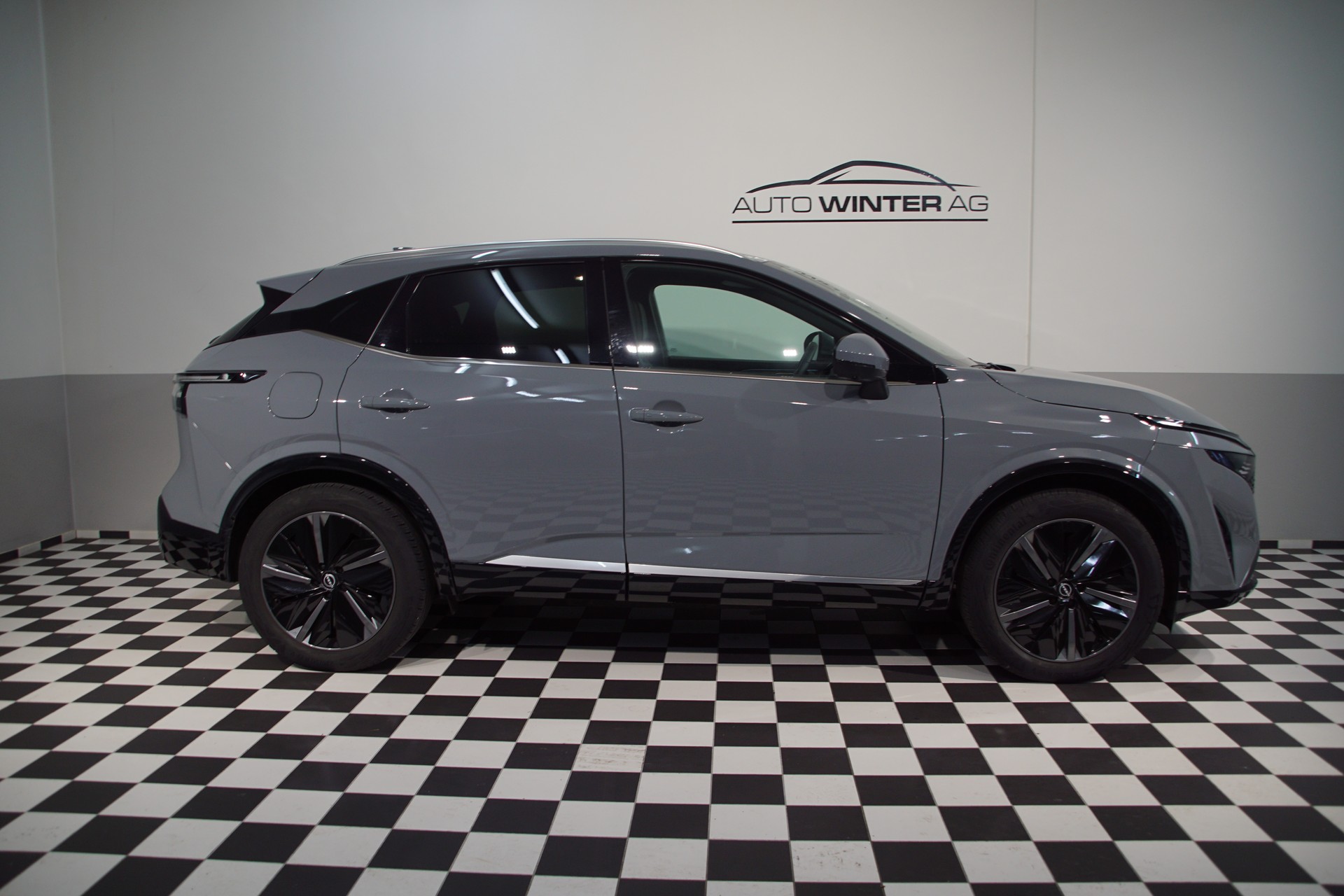 NISSAN Qashqai 1.3 DIG-T MHEV Tekna Xtronic 4x4-image-3