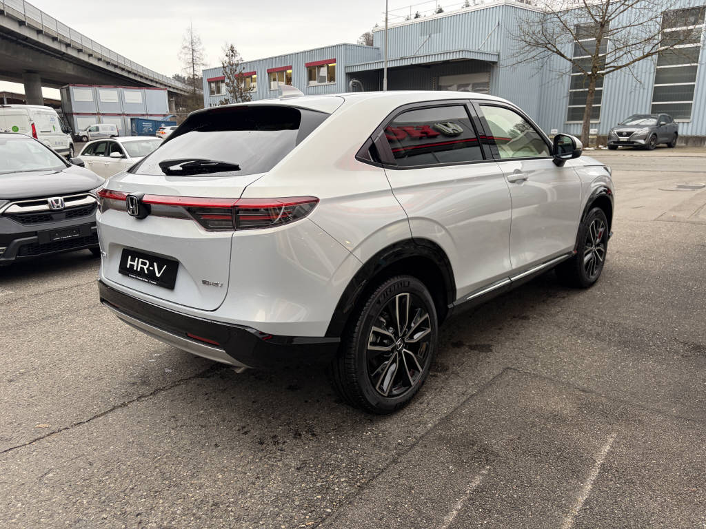 HONDA HR-V 1.5 i-MMD Elegance-image-4