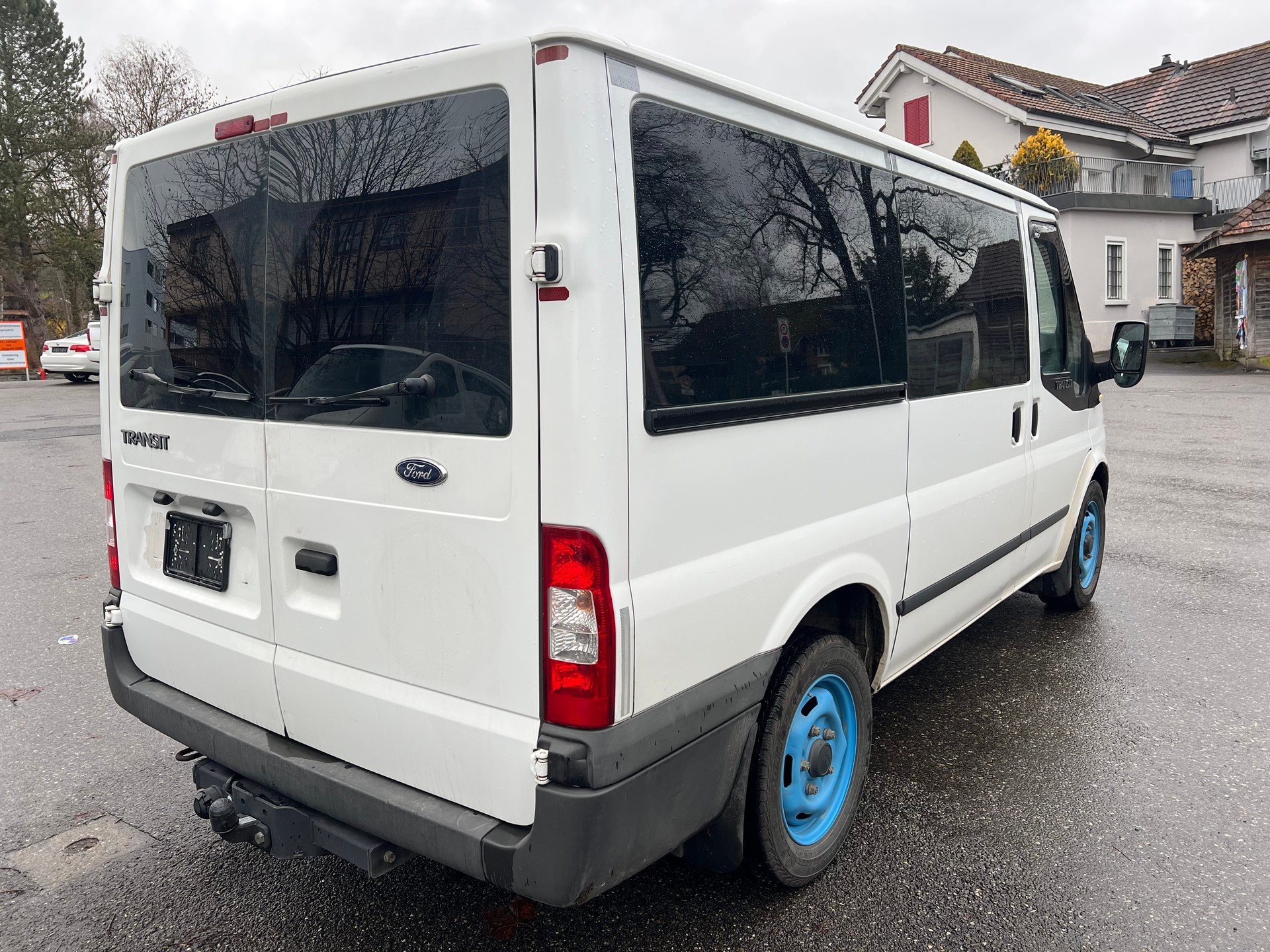 FORD Transit 280S-image-5