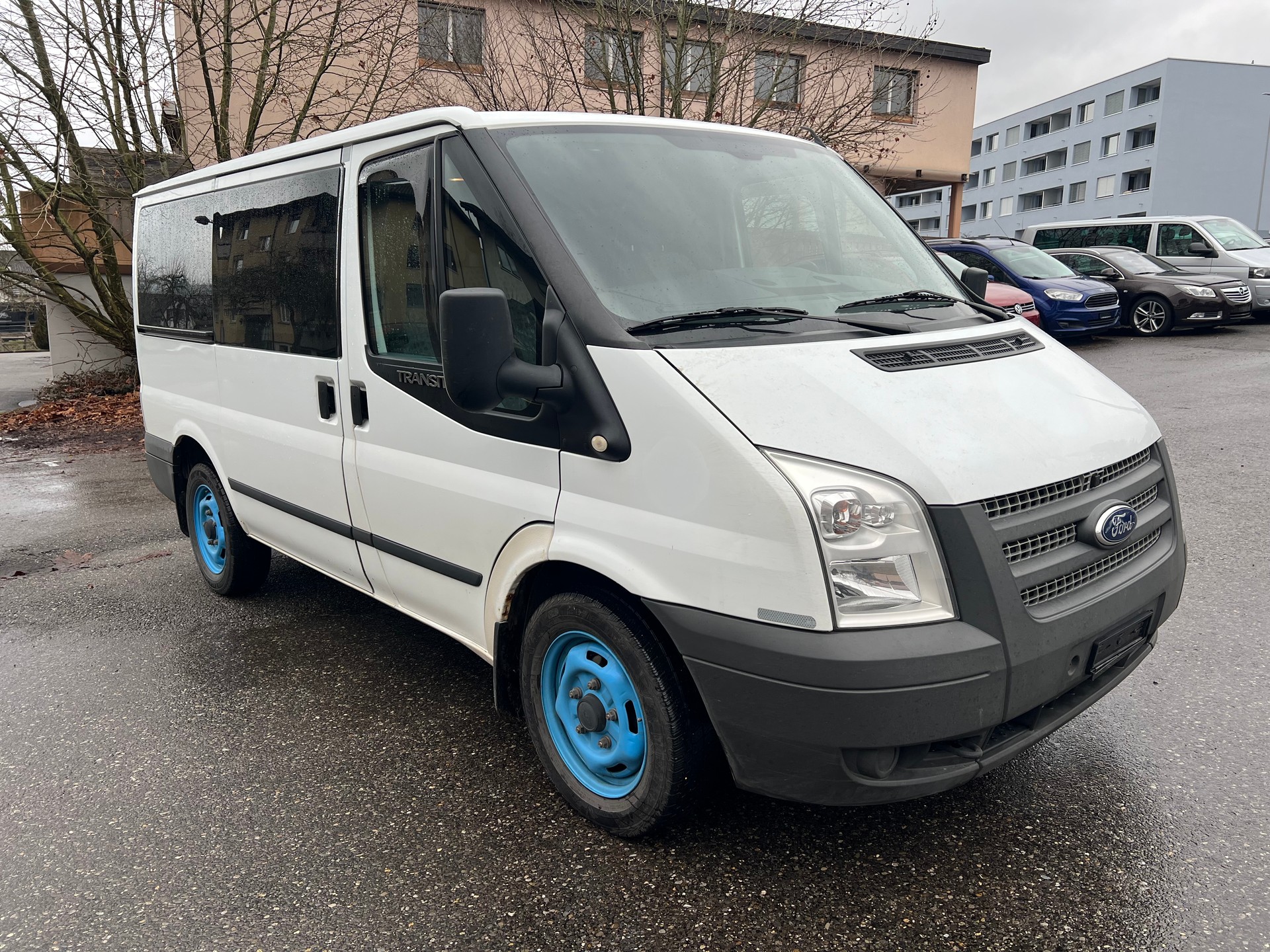 FORD Transit 280S-showroom-element-3