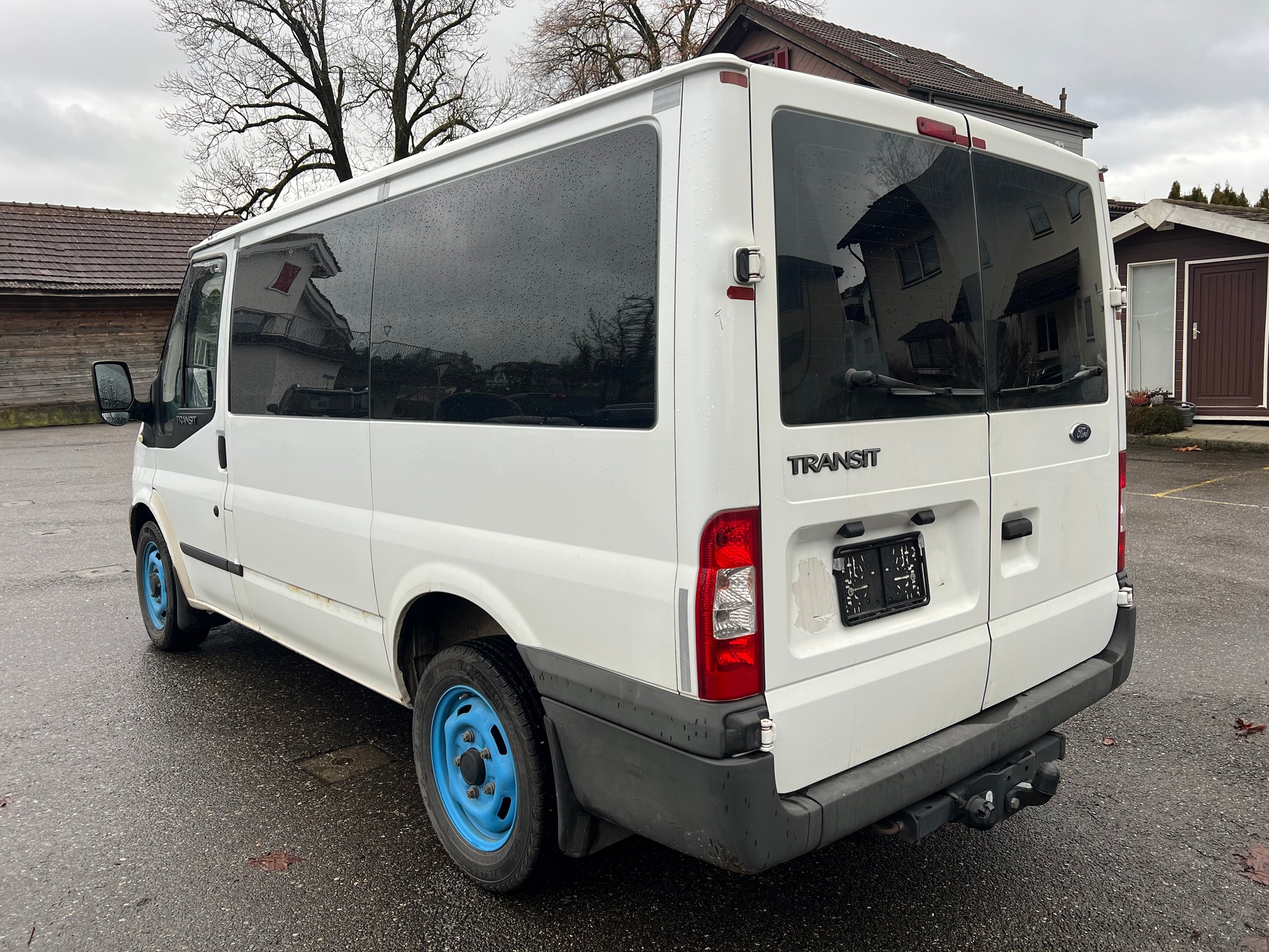 FORD Transit 280S-image-7