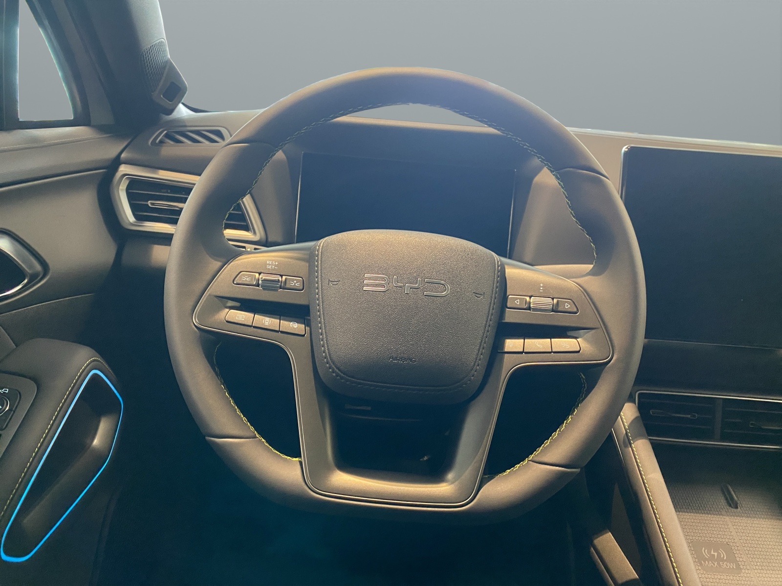 BYD Atto 2 Comfort-image-12