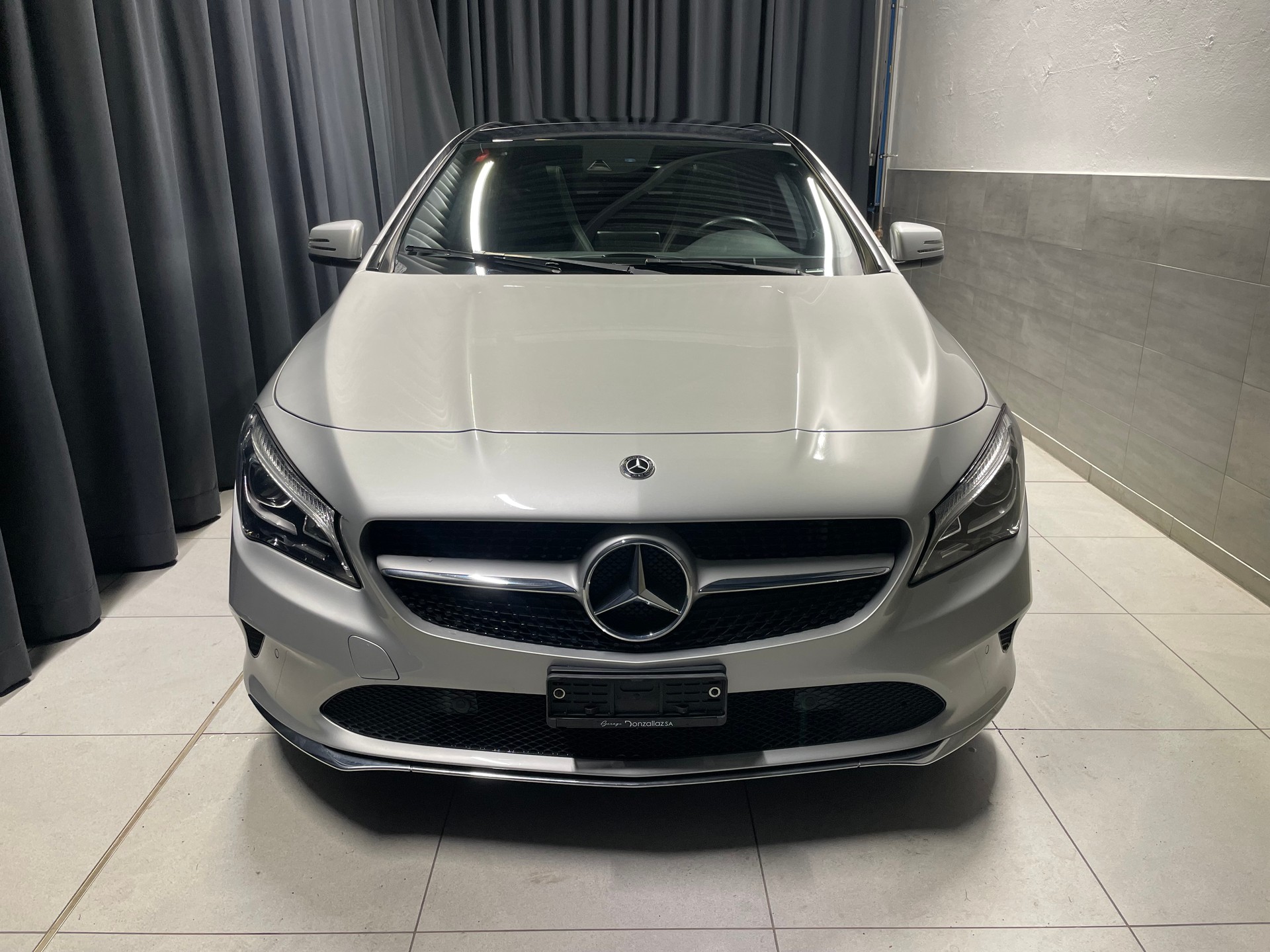 MERCEDES-BENZ CLA 220 d Urban 4Matic 7G-DCT (42)-showroom-element-1