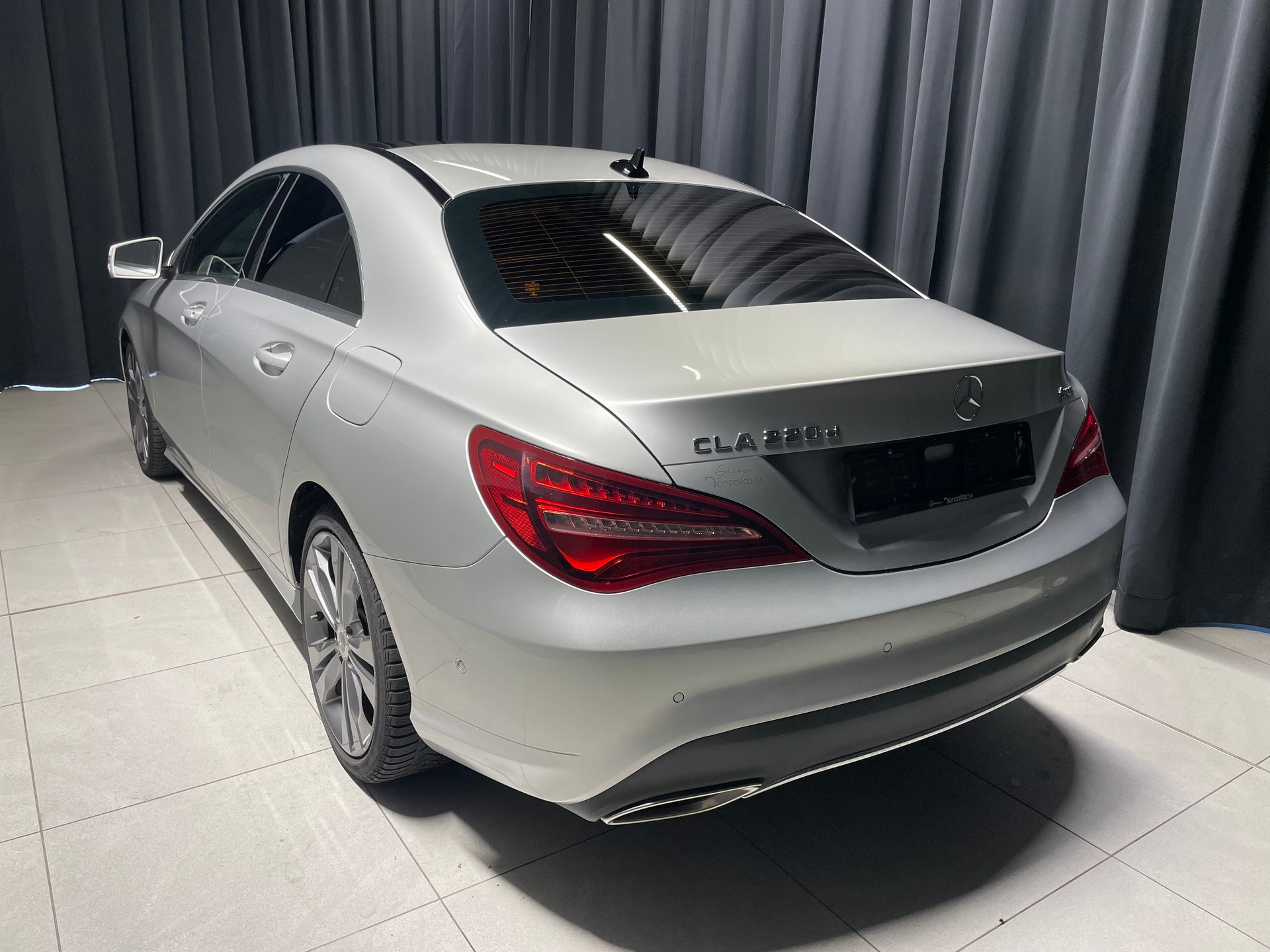 MERCEDES-BENZ CLA 220 d Urban 4Matic 7G-DCT (42)-showroom-element-3