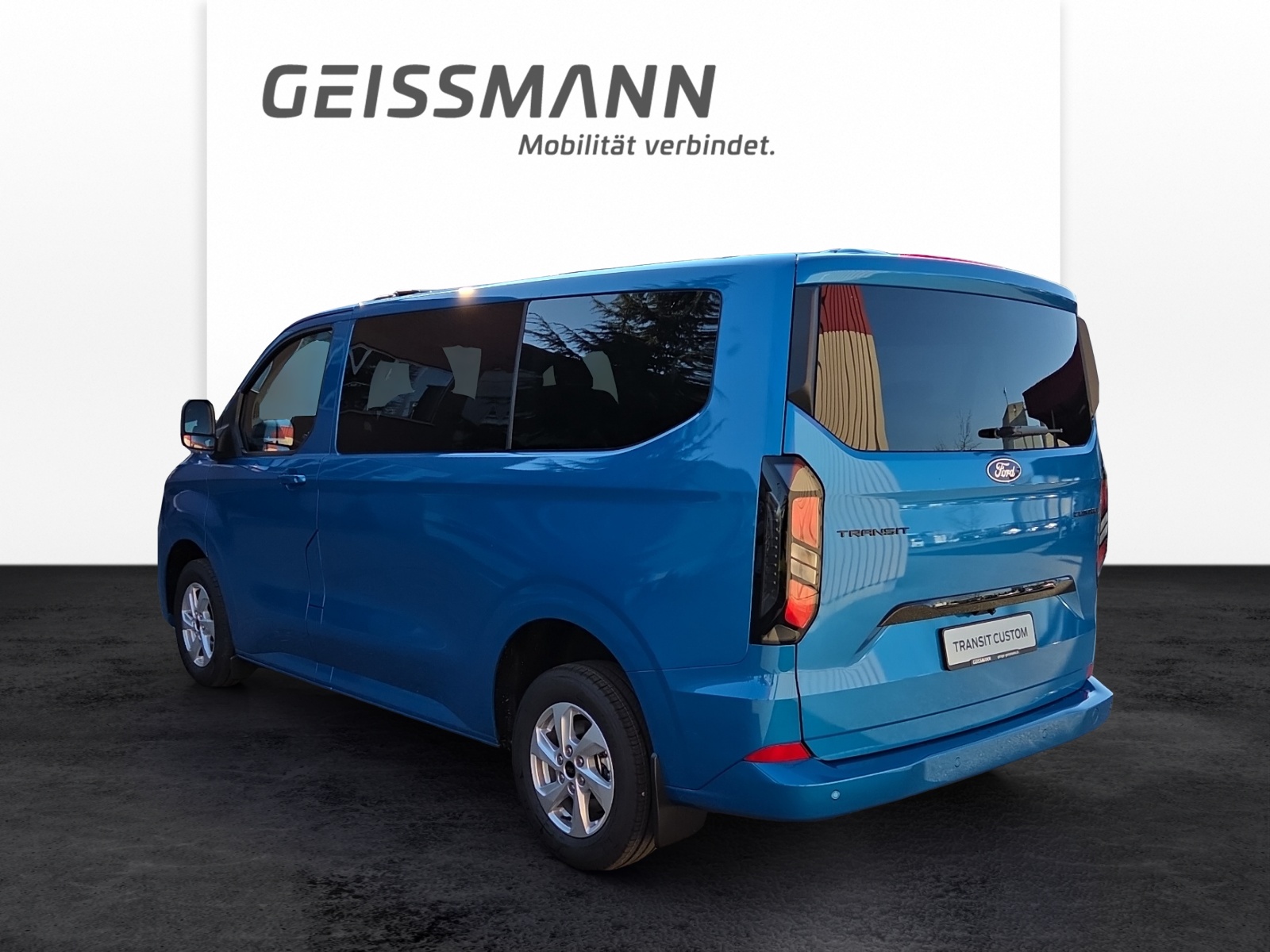 FORD Transit Custom Kombi 320 L1 2.0 EcoBlue 170 Limited-showroom-element-2