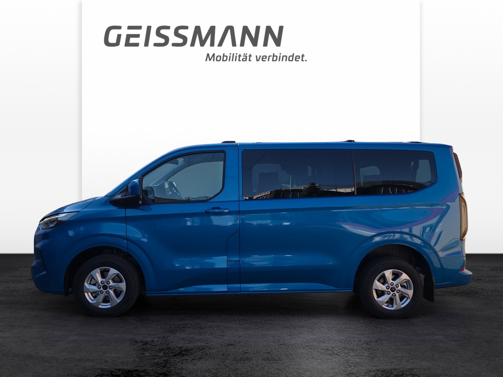 FORD Transit Custom Kombi 320 L1 2.0 EcoBlue 170 Limited-showroom-element-1
