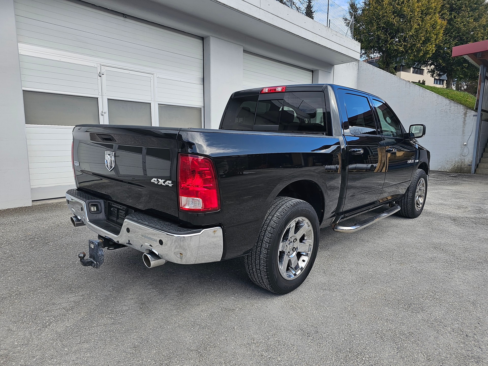 DODGE Ram 1500 5.7 Laramie-image-5