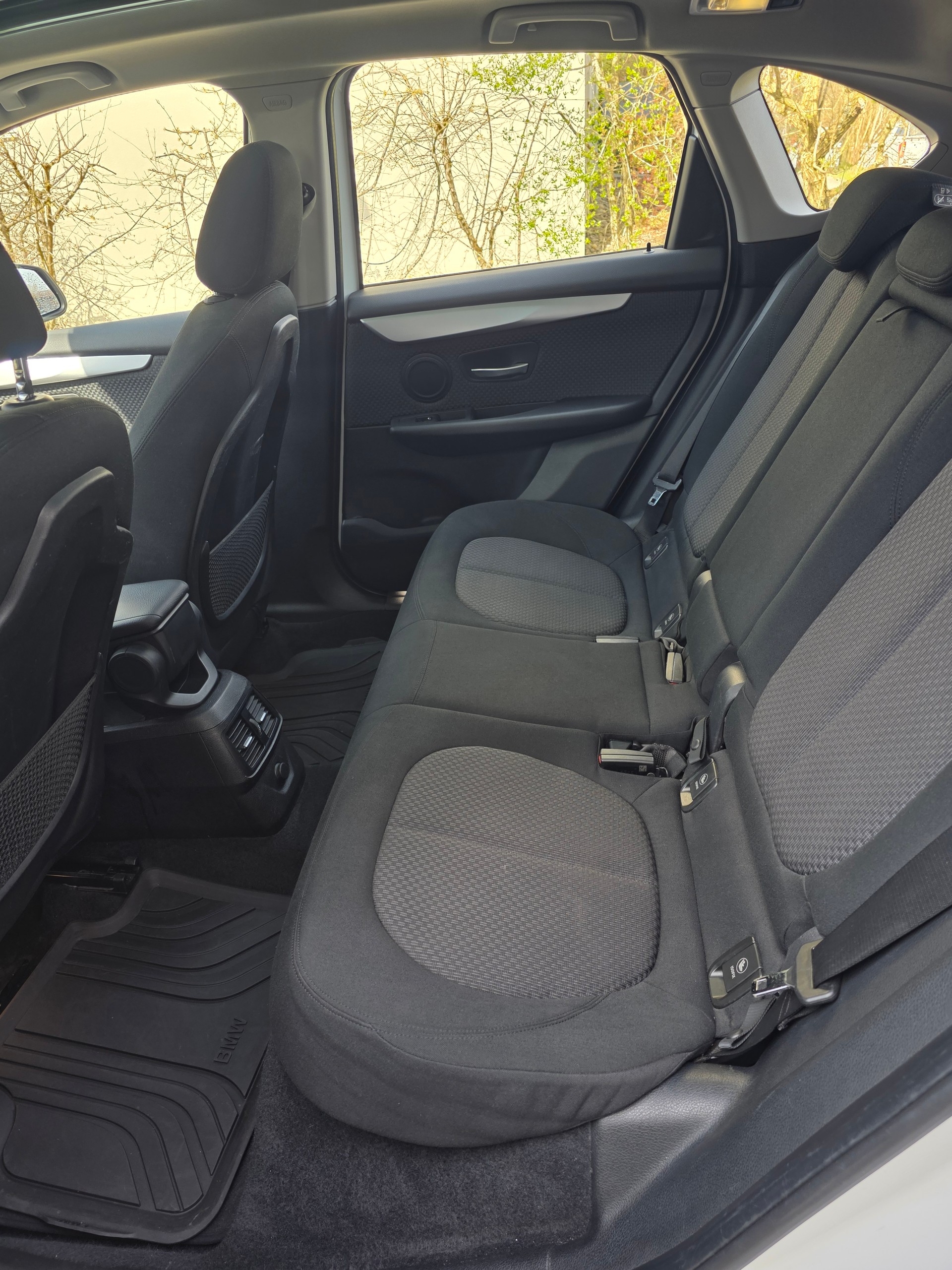 BMW 225xe iPerformance Active Tourer Steptronic-image-8