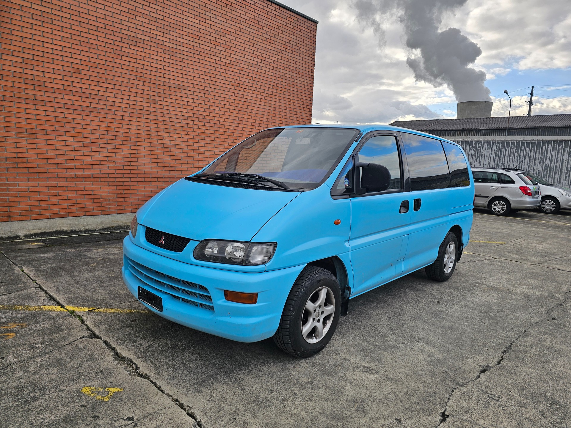 MITSUBISHI Space Gear 2.0 GLX Cool