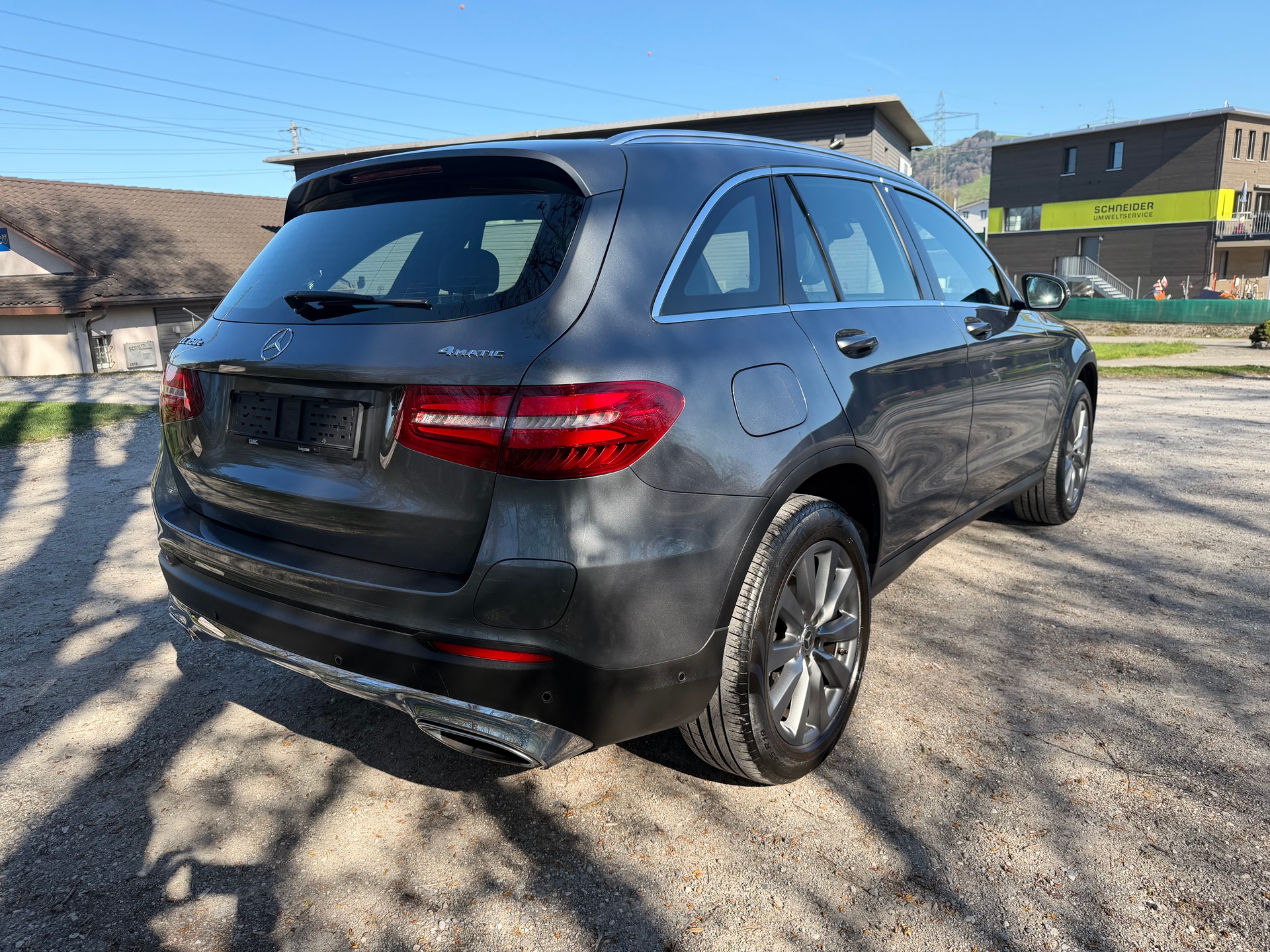 MERCEDES-BENZ GLC 350 e 4Matic 7G-Tronic-image-3
