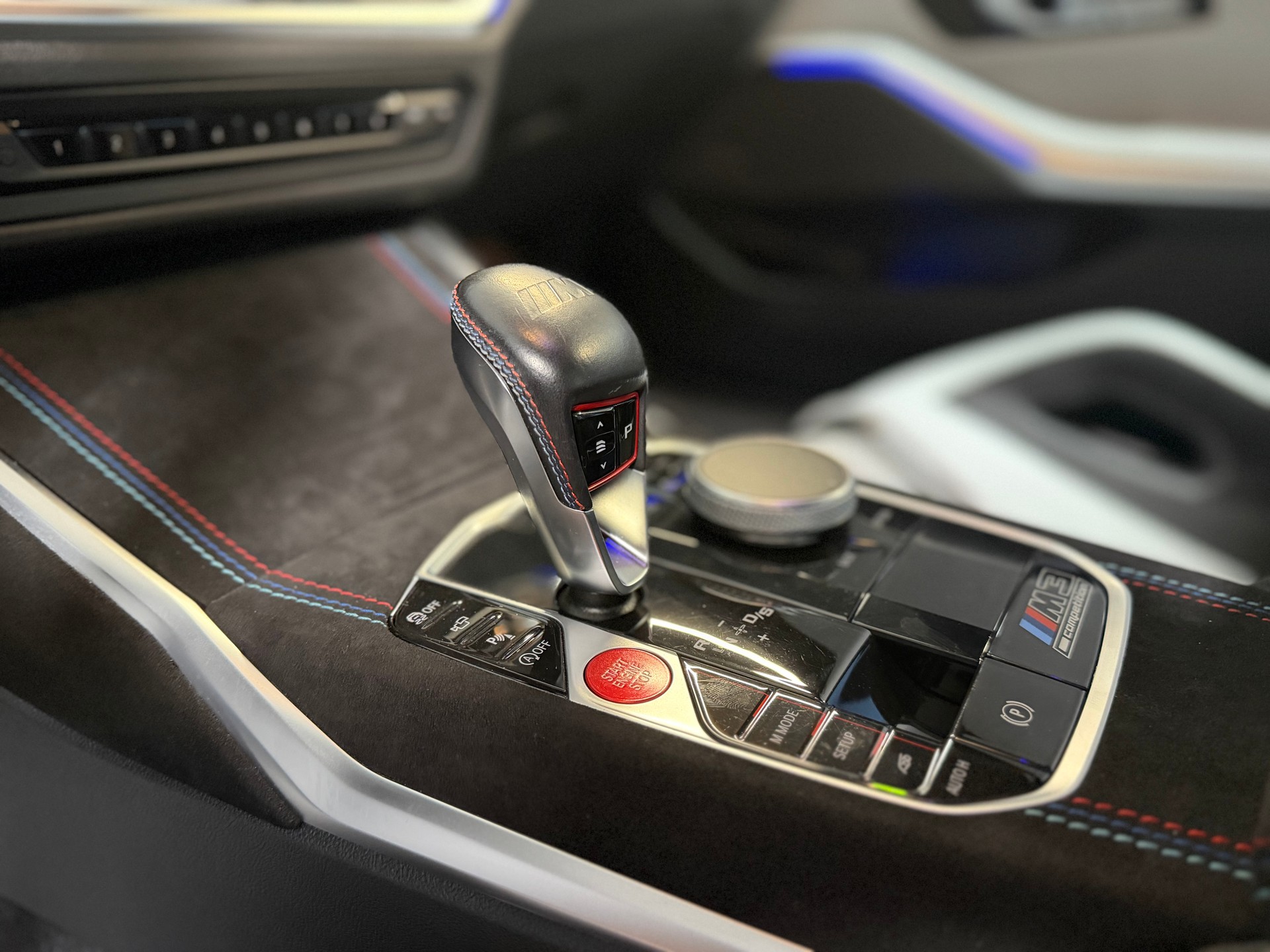 BMW M3 Competition-image-12