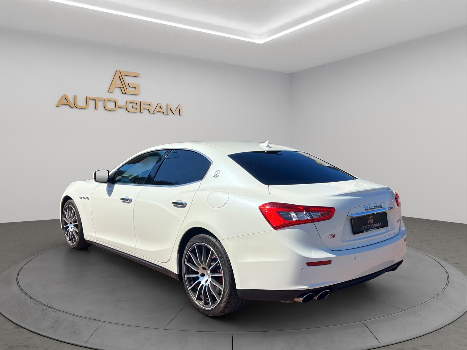 MASERATI Ghibli S Q4 3.0 V6 Automatica-showroom-element-2