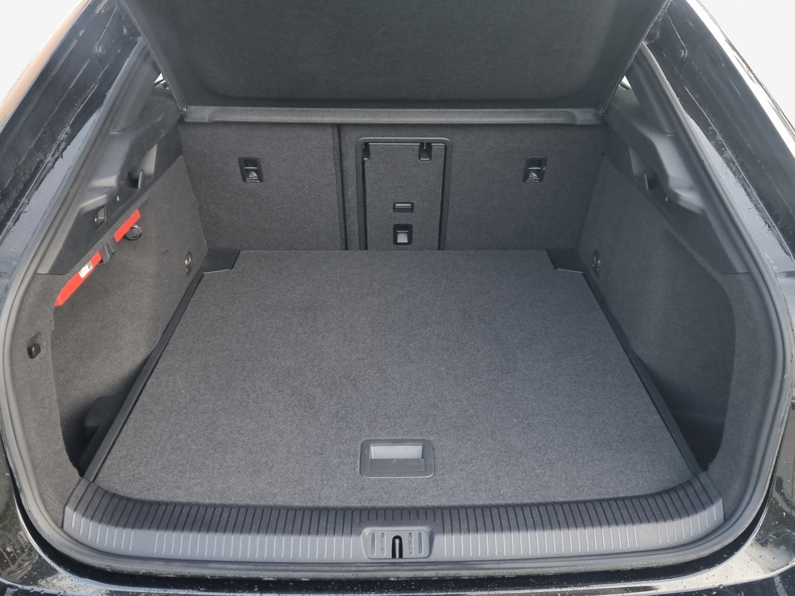 VW ID.7 Pro 77 kWh Pro-image-13