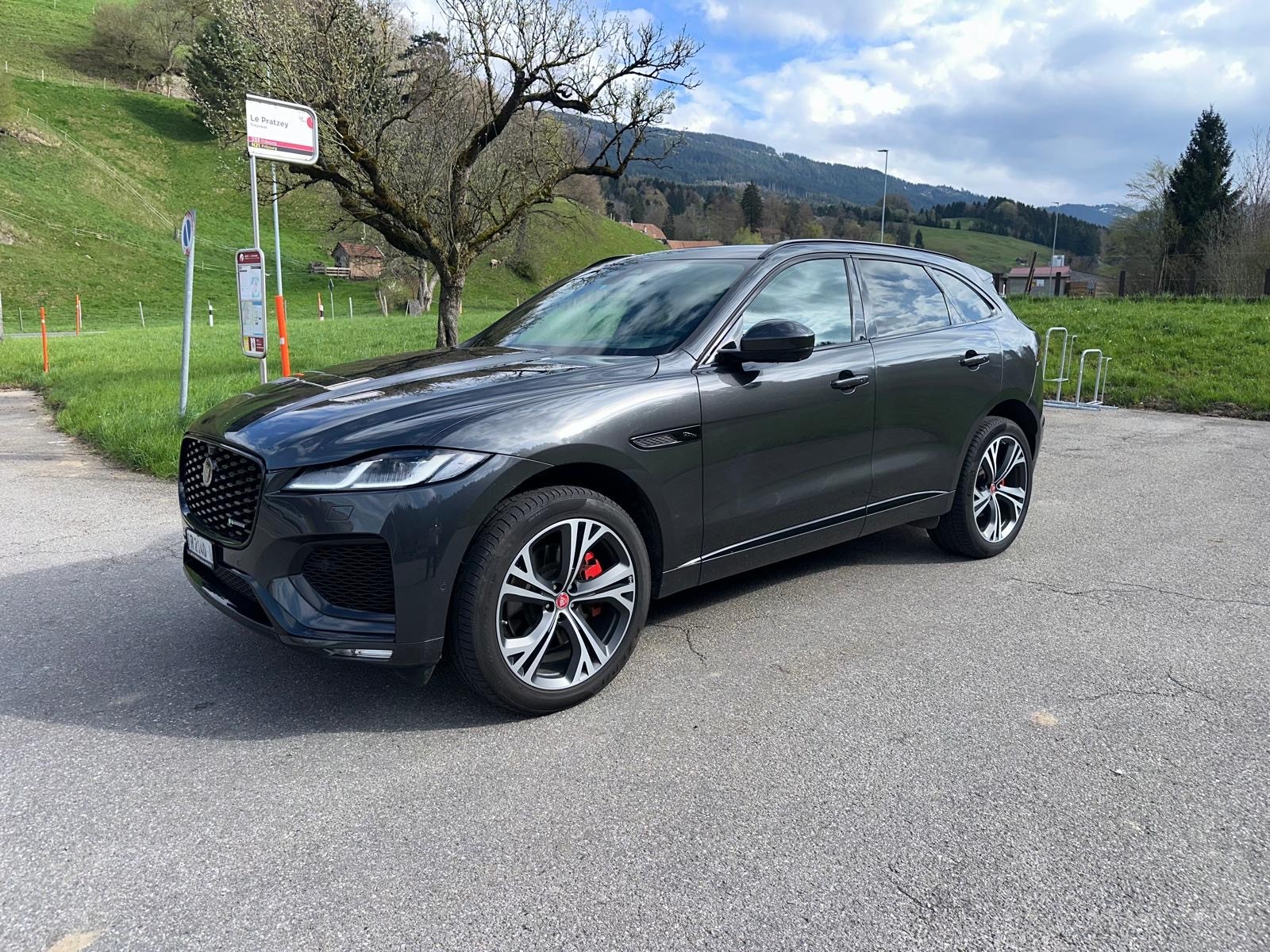 JAGUAR F-Pace 3.0 P400 R-Dynamic MHEV HSE AWD-image-3