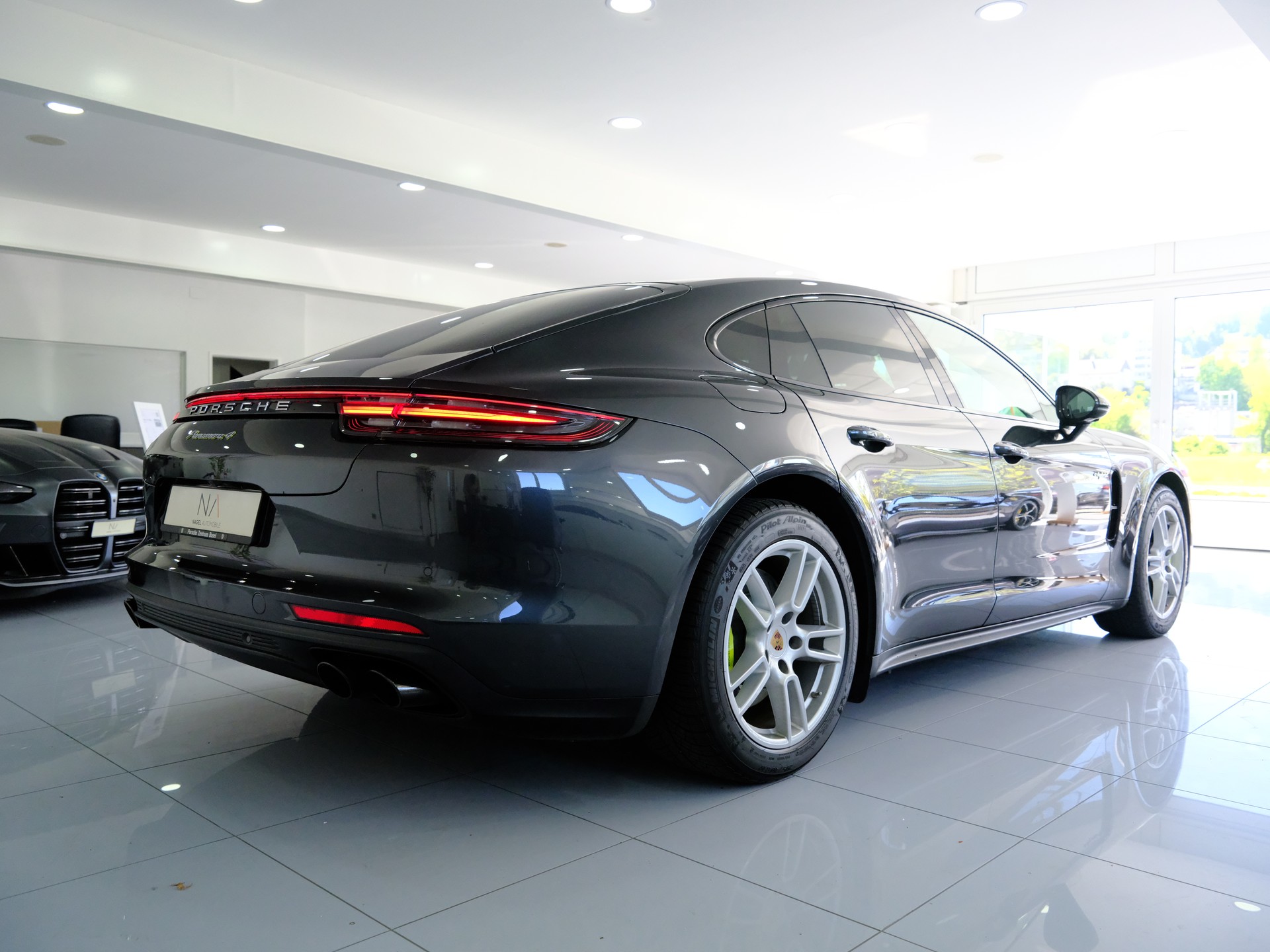 PORSCHE Panamera 4 E-Hybrid PDK-image-6