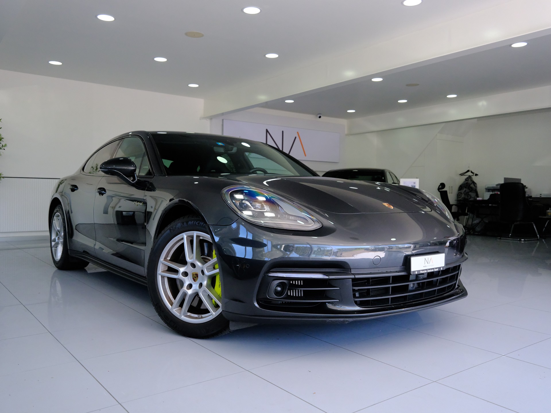 PORSCHE Panamera 4 E-Hybrid PDK